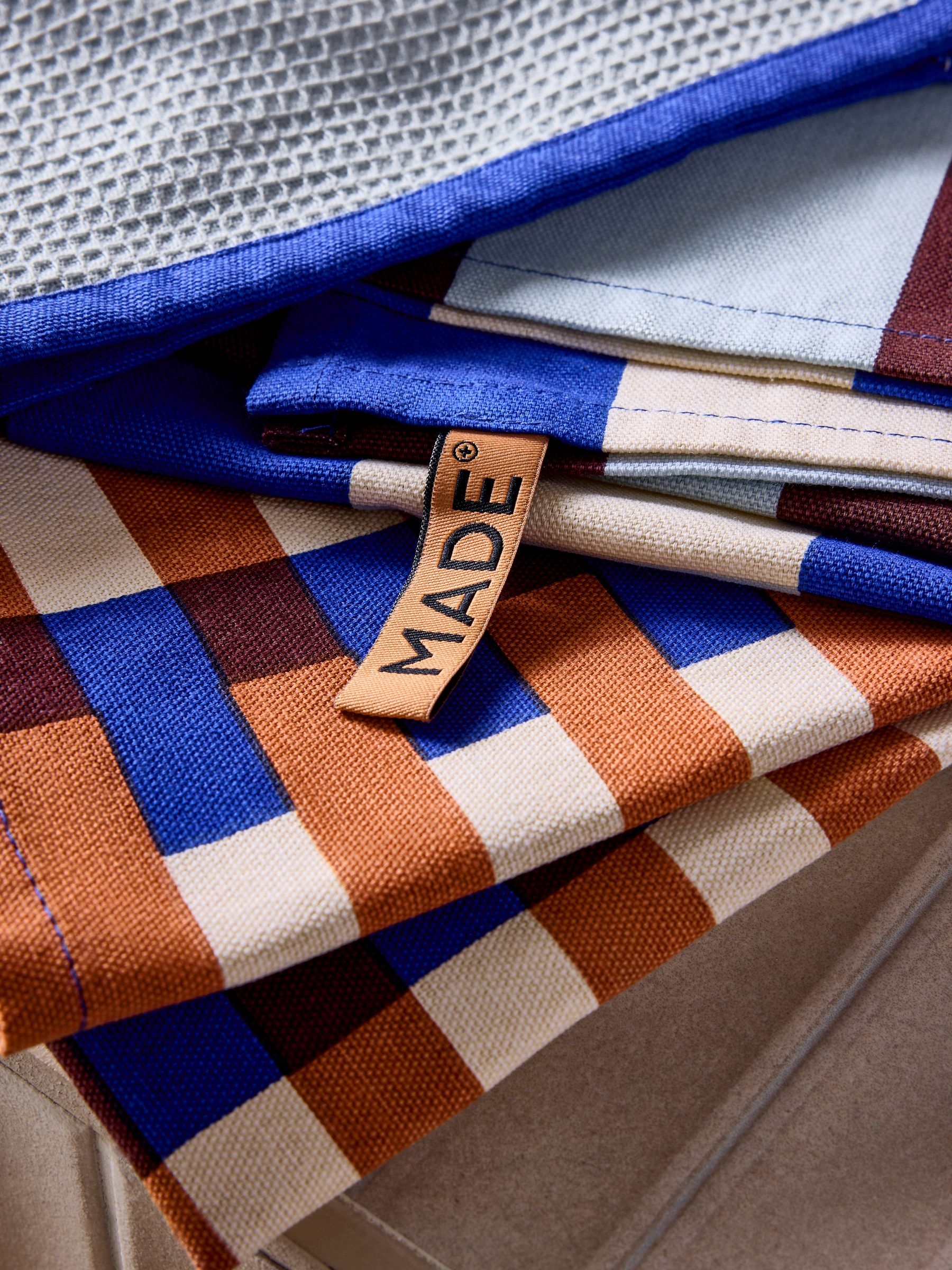 Set of 3 Terri Tea Towels in Brown - Image 2 of 3