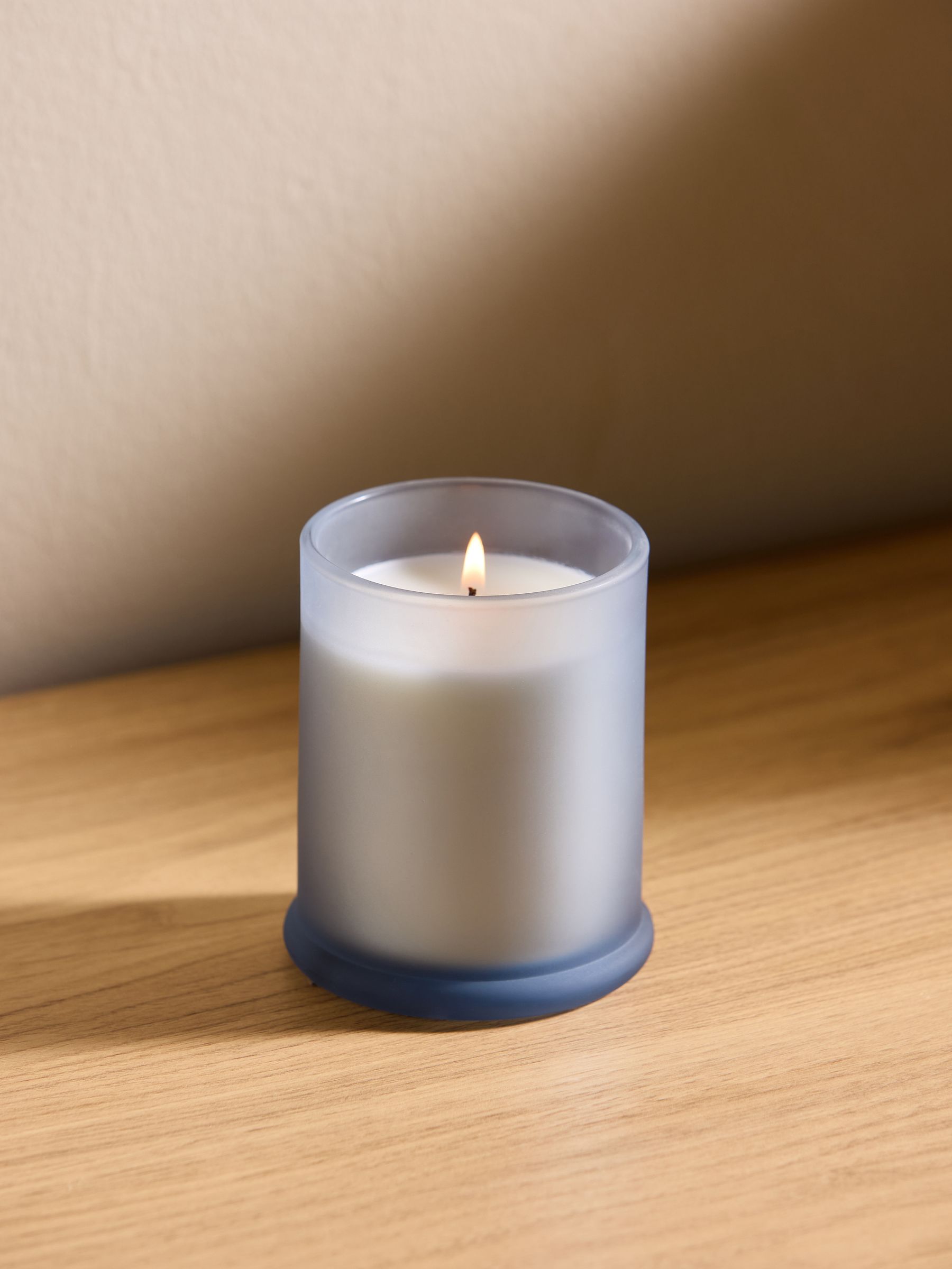 Fragranced Candle in Lavender and Cardamon - Image 3 of 5