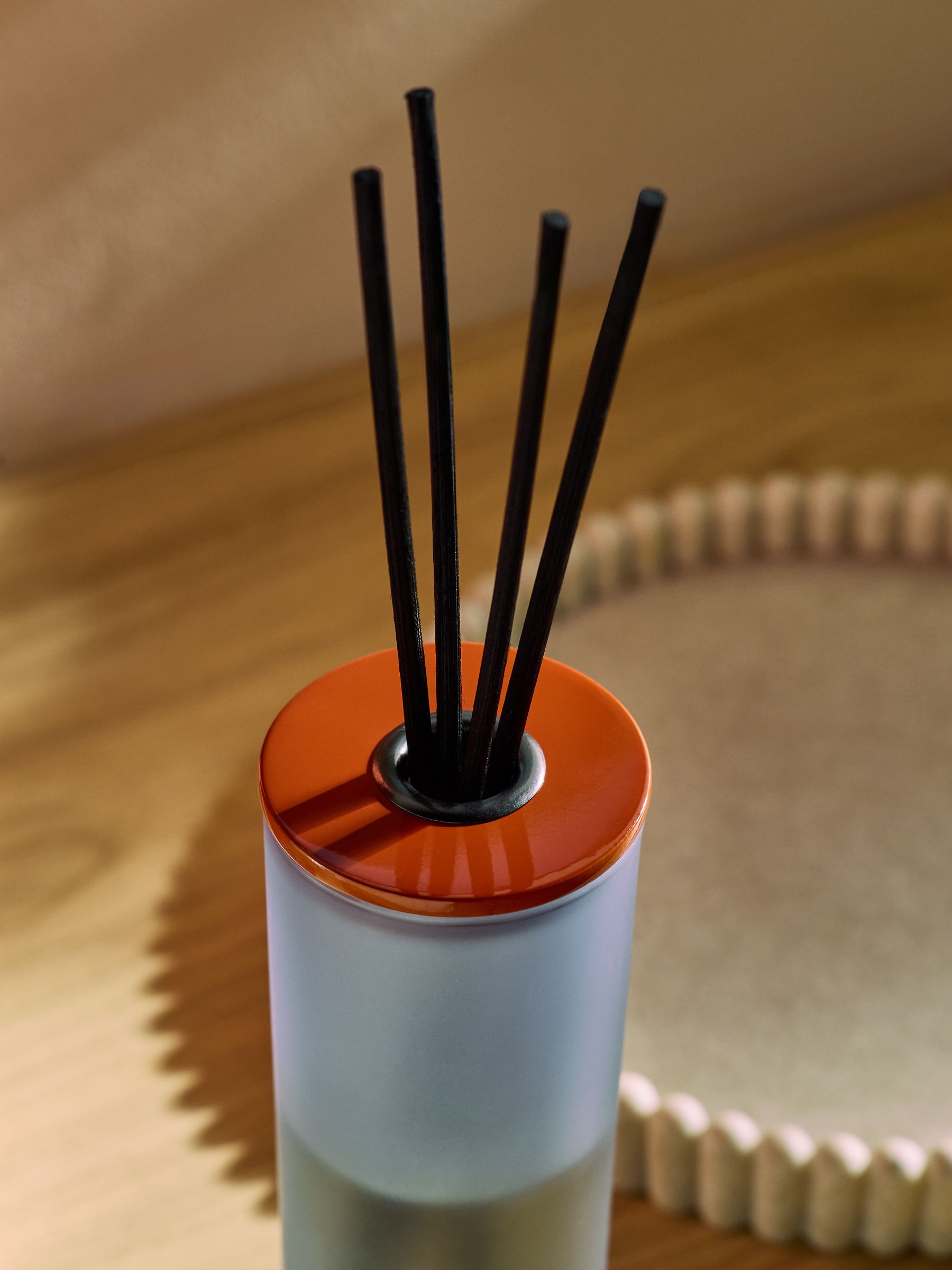 200ml Fragranced Reed Diffuser in Lavender and Cardamon - Image 3 of 5