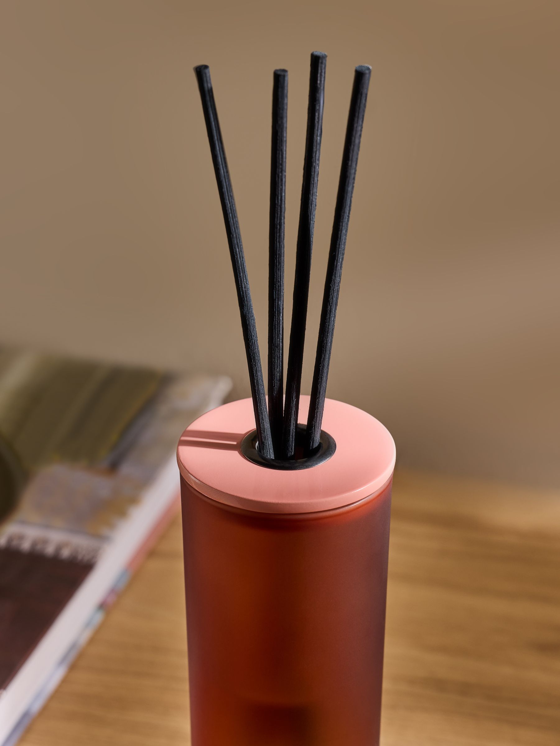 200ml Fragranced Reed Diffuser in Vetiver and Cedarwood - Image 3 of 5
