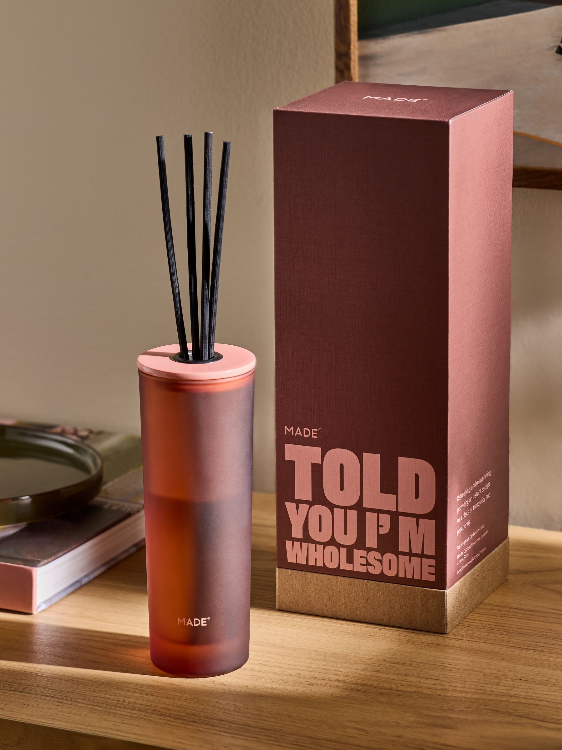 200ml Fragranced Reed Diffuser in Vetiver and Cedarwood - Image 4 of 5