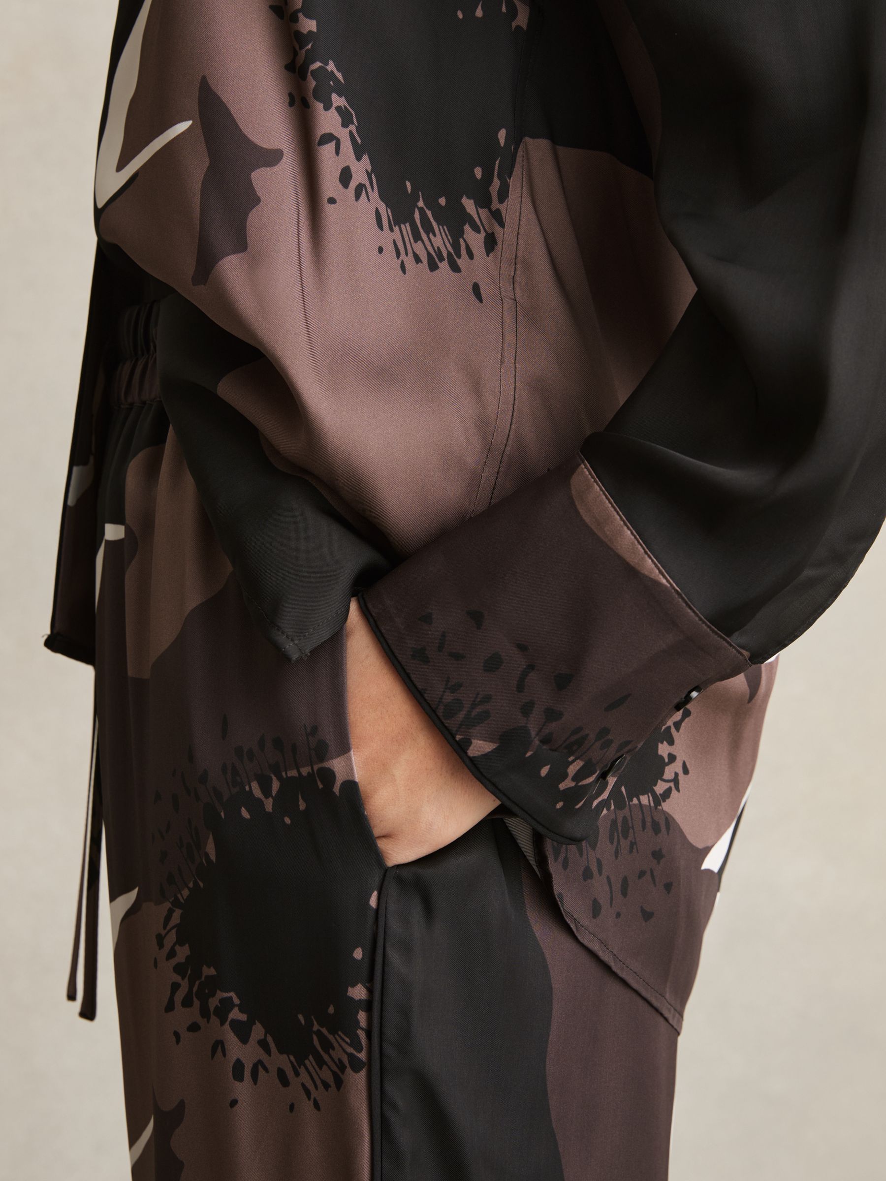 Floral-Print Long-Sleeve Shirt in Black/Brown - image 4