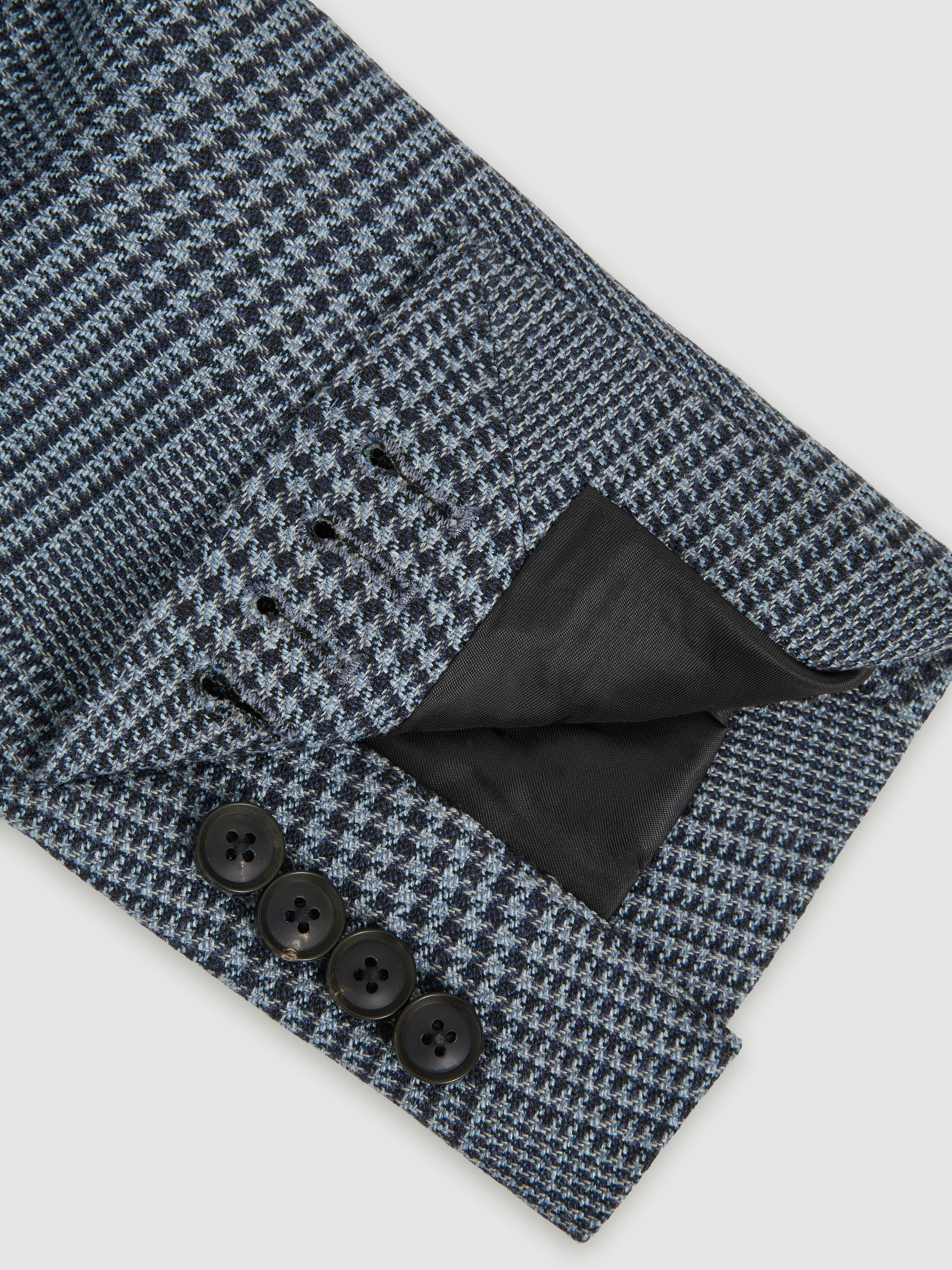 Regular-Fit Single-Breasted Check Blazer in Blue - Image 7 of 8