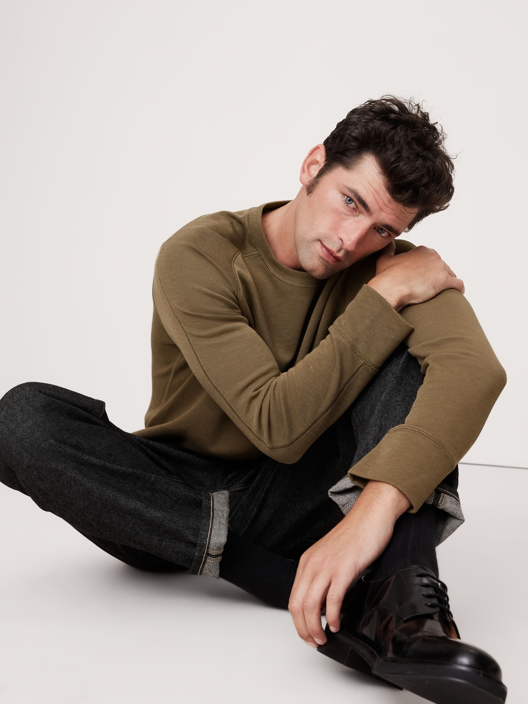 Banana Republic Dark Green Slub Double-Knit Crew-Neck T-Shirt - Image 3 of 4