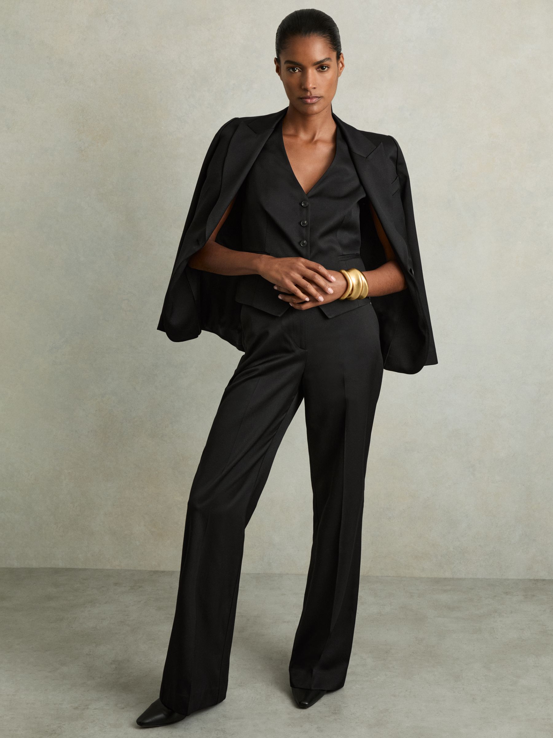 Single-Breasted Tailored Waistcoat in Black - image 3