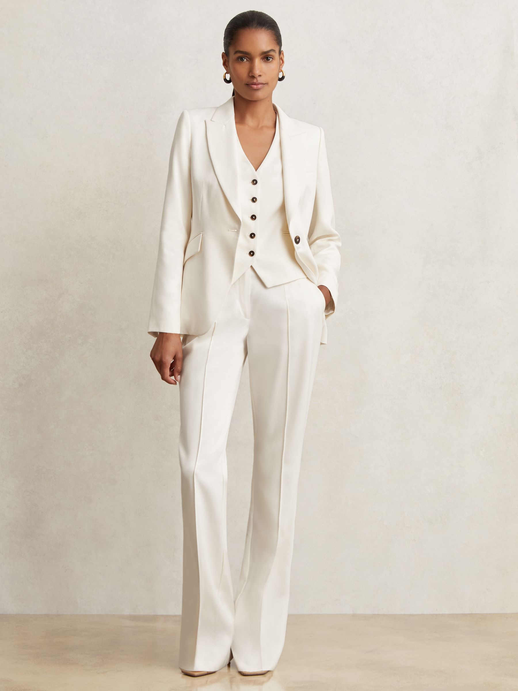 Reiss Single Breasted Tailored Waistcoat in Cream | REISS