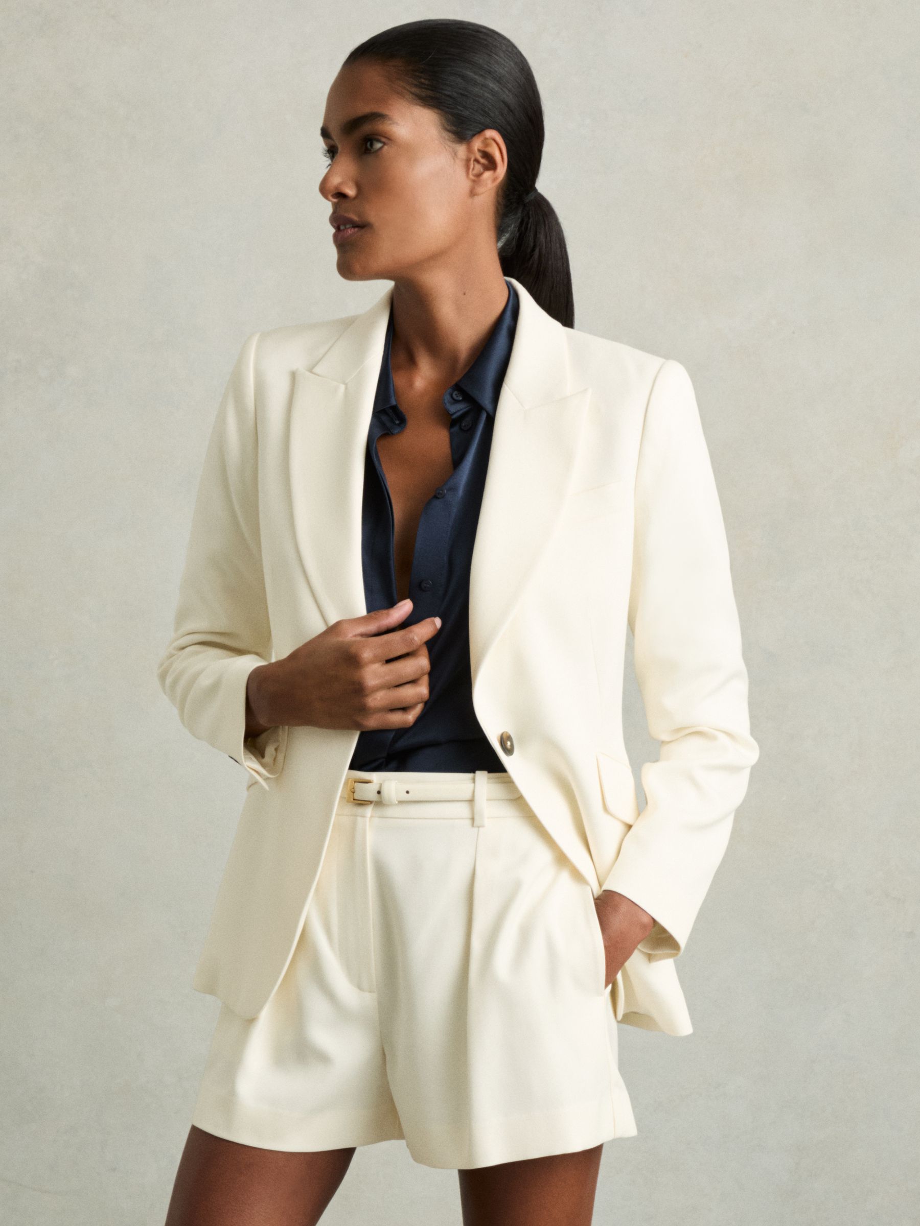 Single-Pleat Tailored Shorts in Cream - Image 6 of 6