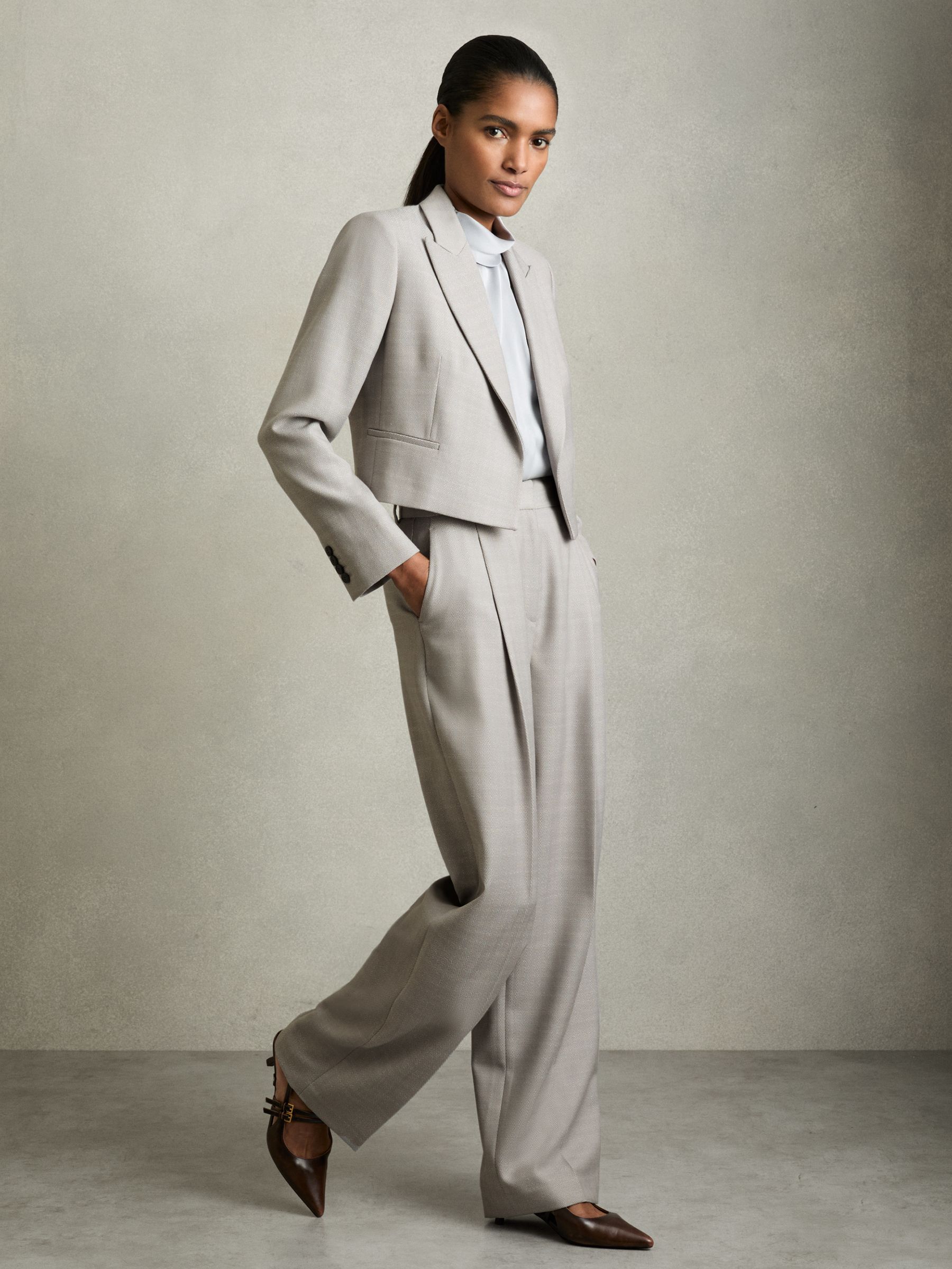 Double-Breasted Cropped Wool-Blend Blazer in Grey - Image 3 of 7