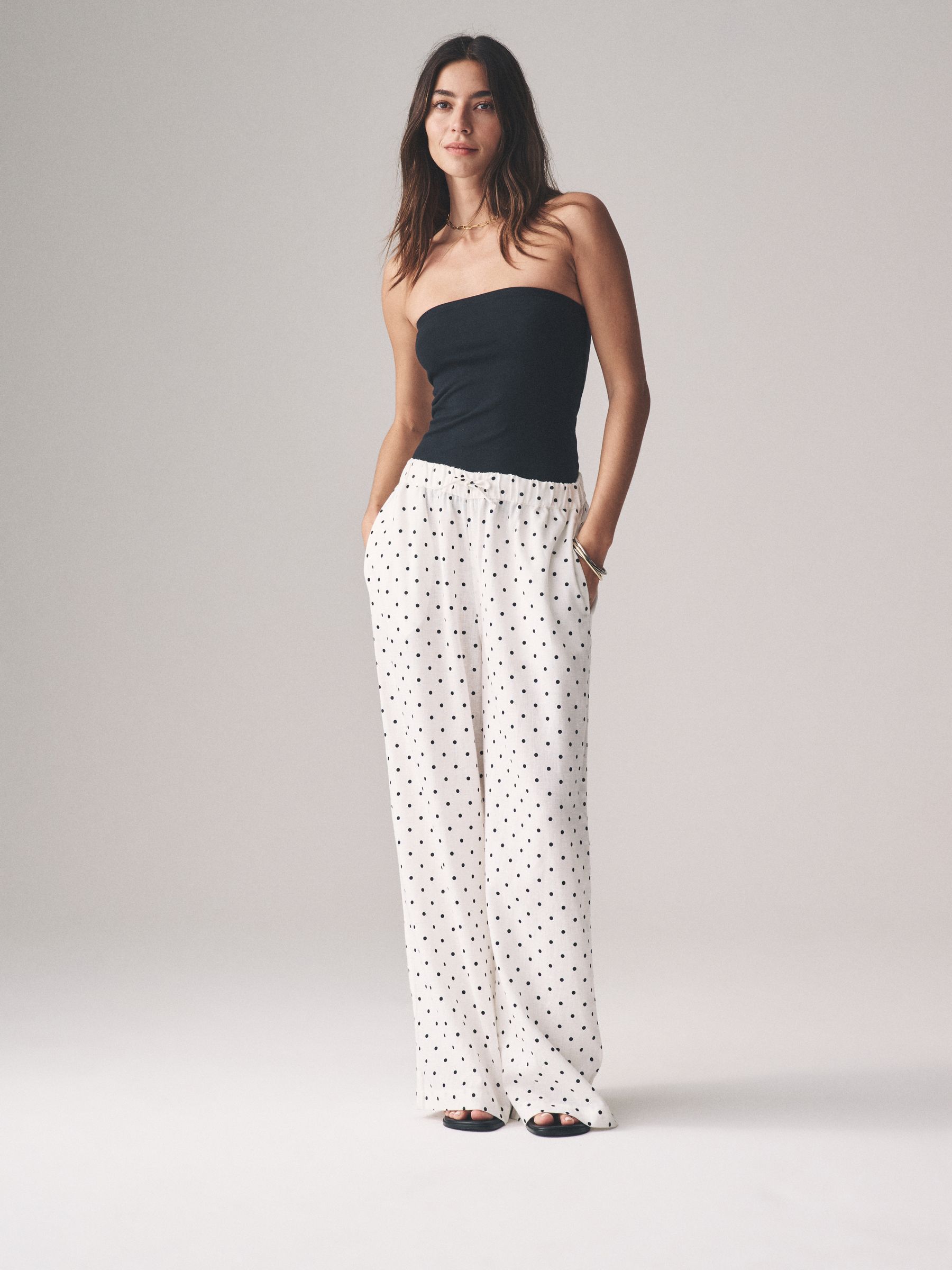 2 Pack Pull On Linen Blend Wide Leg Trousers - Image 3 of 9