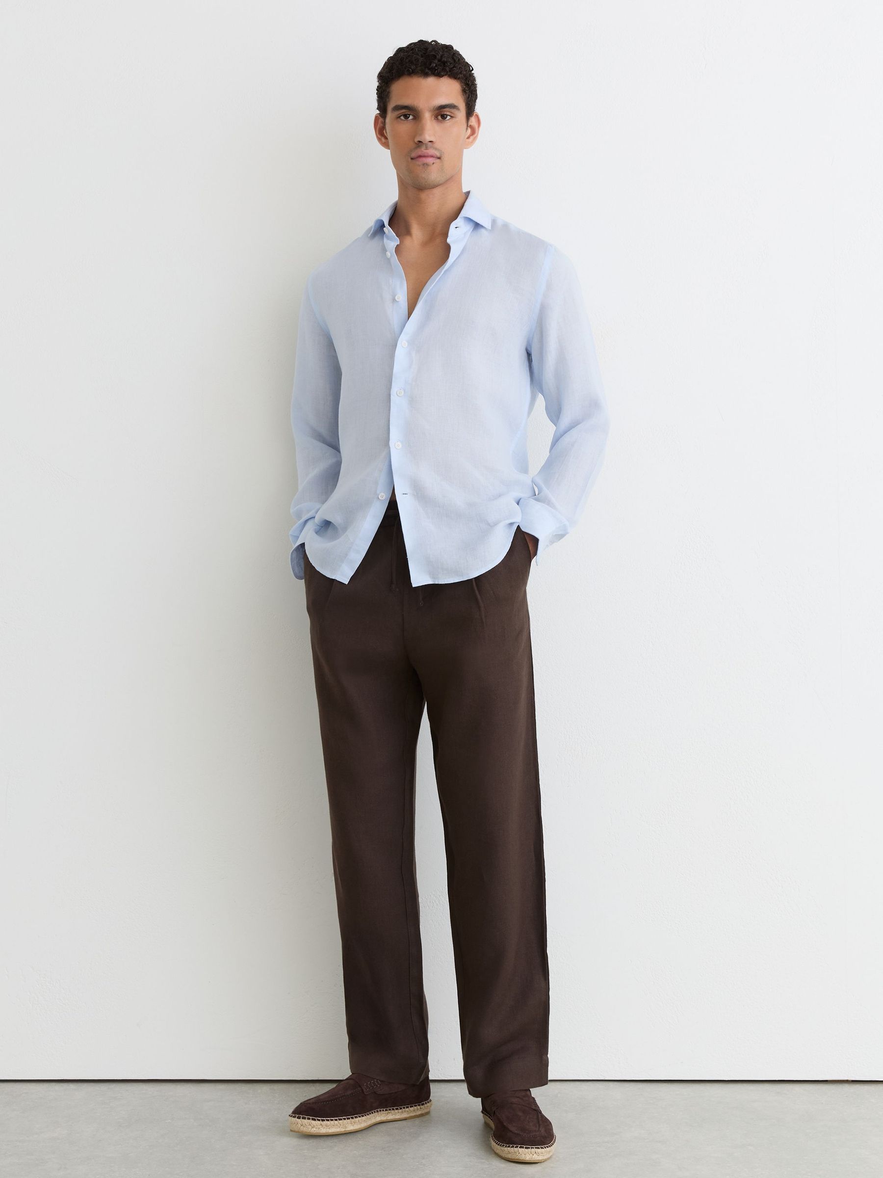 Linen Cutaway-Collar Regular-Fit Shirt in Pale Blue - image 3