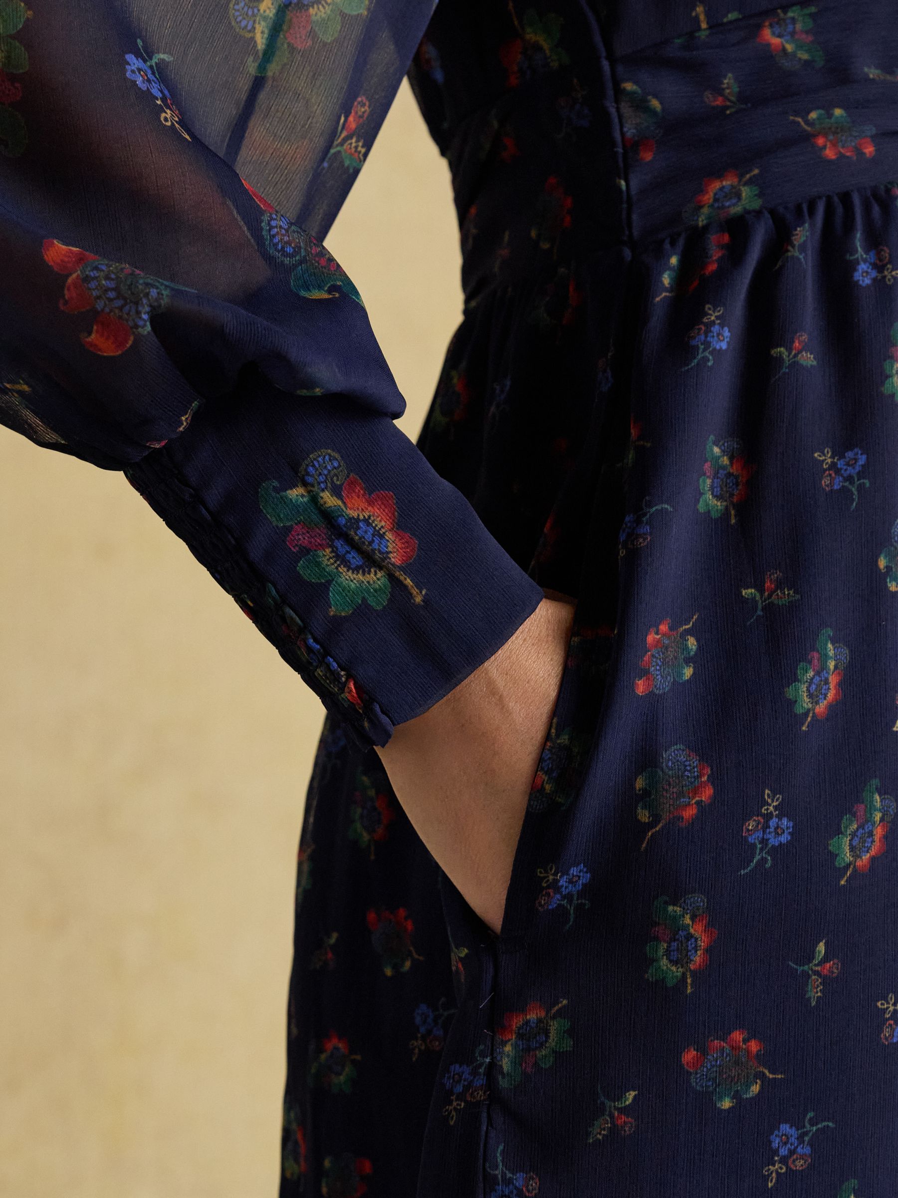 Allegra Navy Ruched Hotchpotch V-Neck Dress - Image 4 of 9