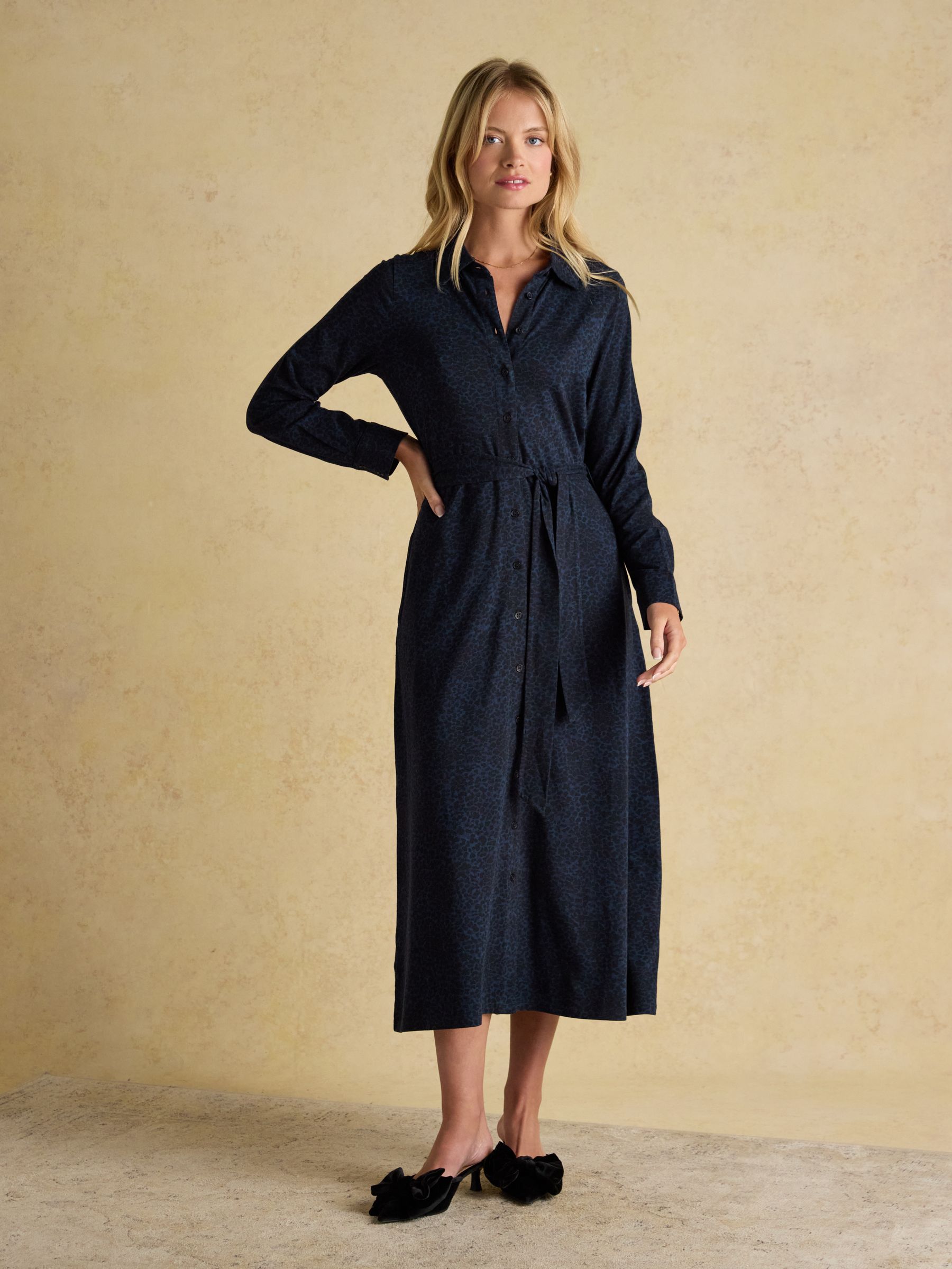 Theodora Blue Jersey Shirt Maxi Dress - Image 4 of 7
