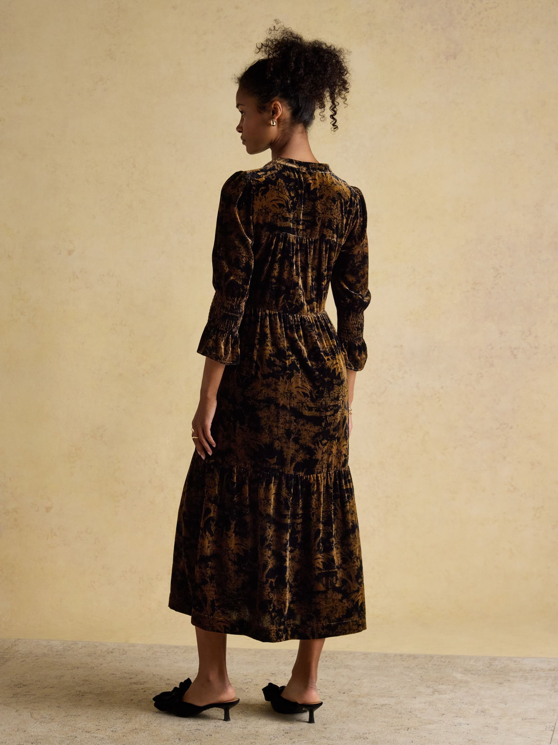 Rosalind Black Toile Velvet V-Neck Dress - Image 2 of 7