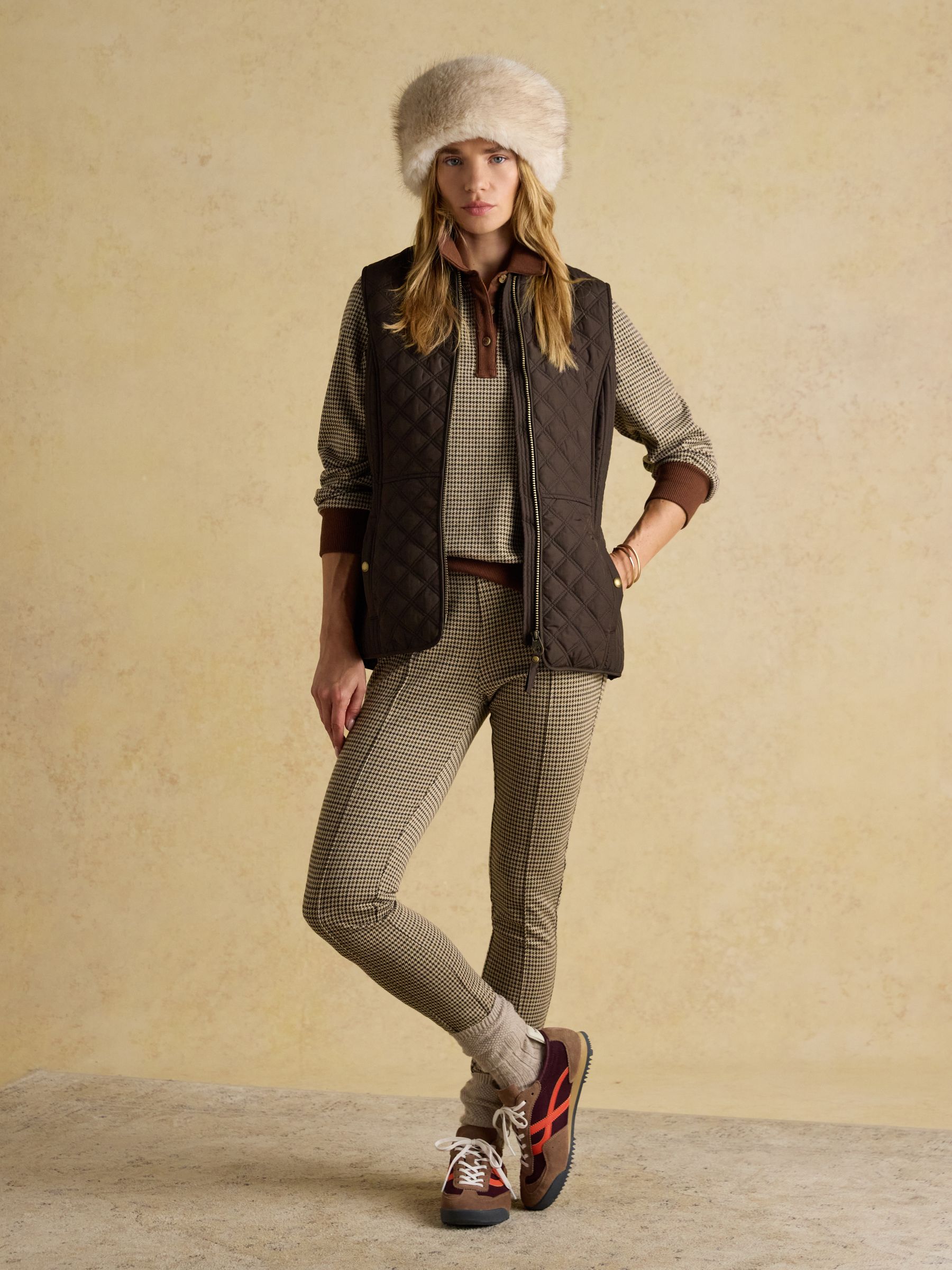 Minx Brown Showerproof Diamond Quilted Gilet - Image 5 of 13