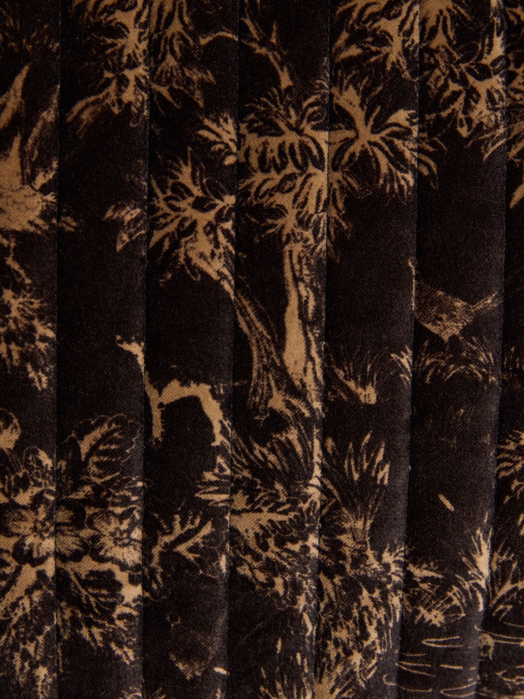 Venetia Black & Gold Tie Front Quilted Velvet Gilet - Image 7 of 8