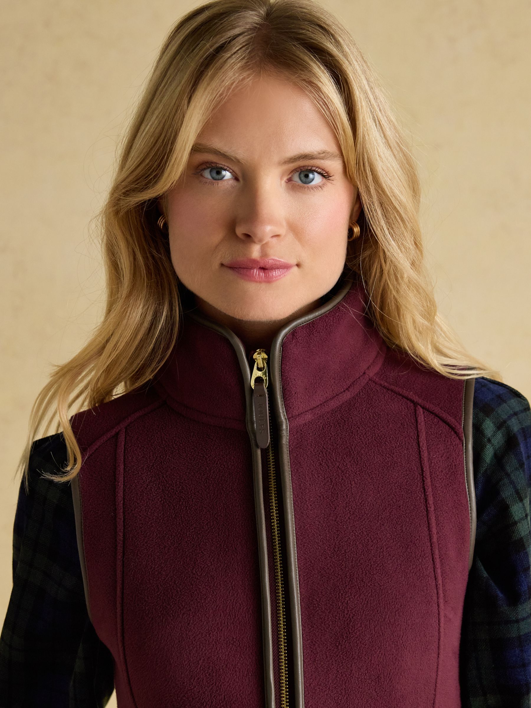 Heritage Burgundy Regular Fleece Gilet - Image 5 of 12