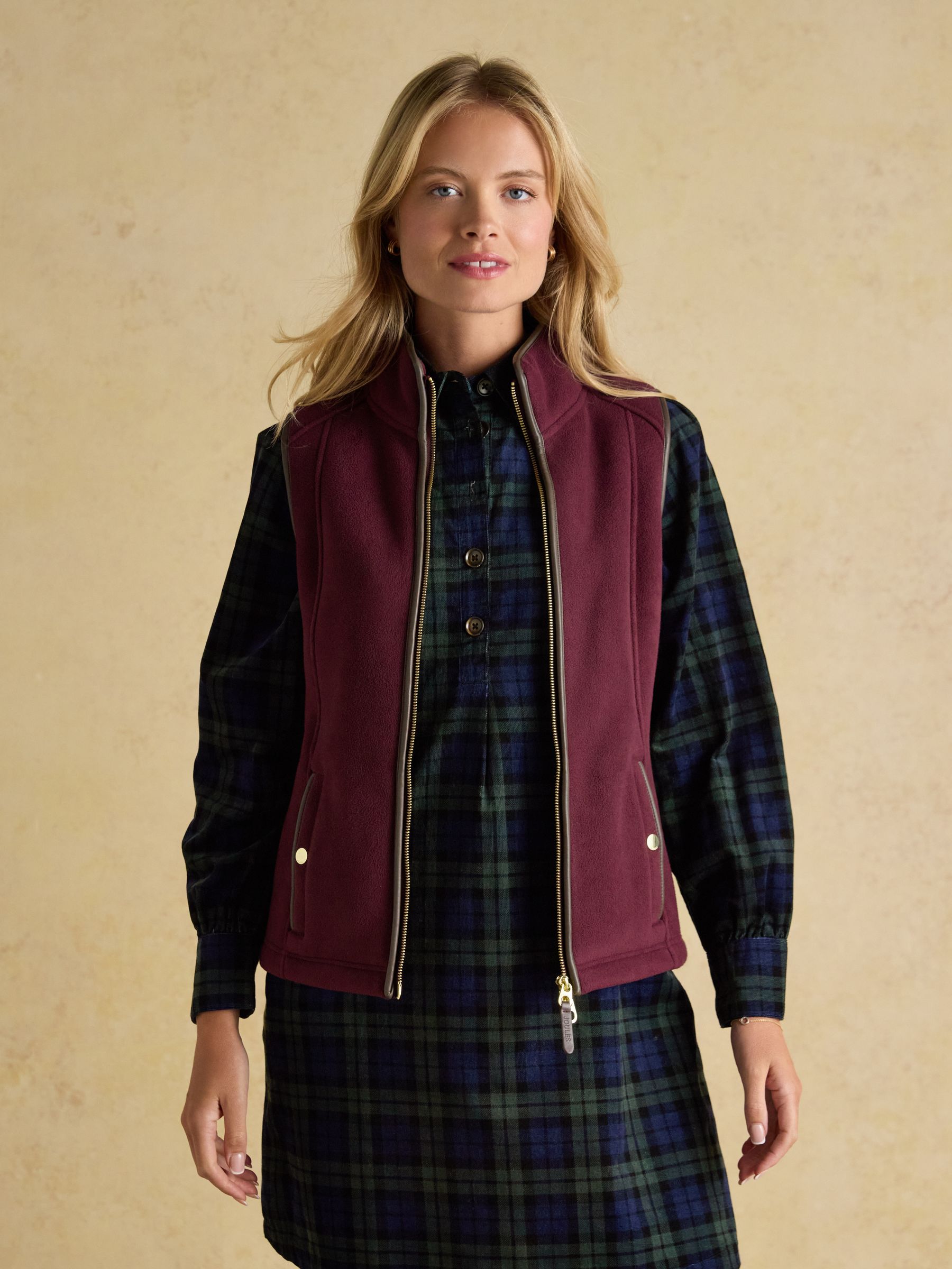Heritage Burgundy Regular Fleece Gilet - Image 7 of 12