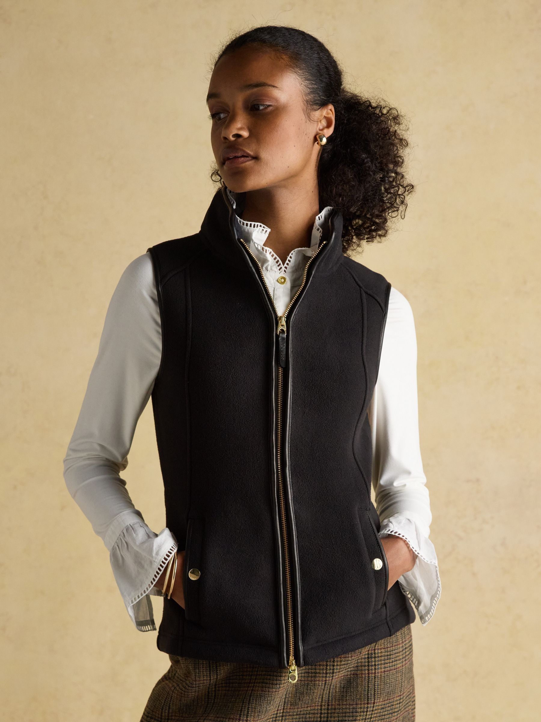 Heritage Black Fleece Gilet - Image 1 of 8