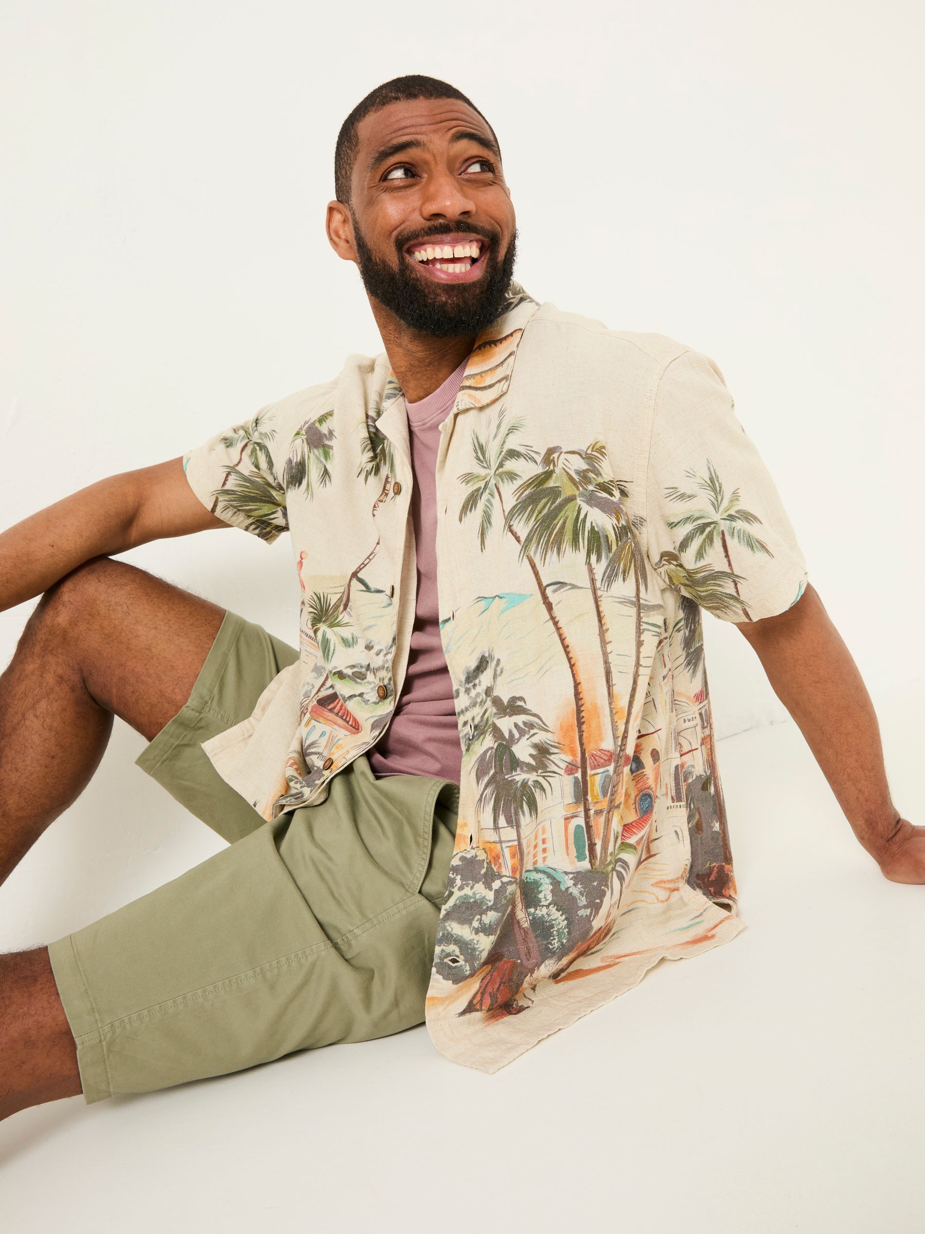 Light Natural Short Sleeve Scene Print Shirt - Image 4 of 7