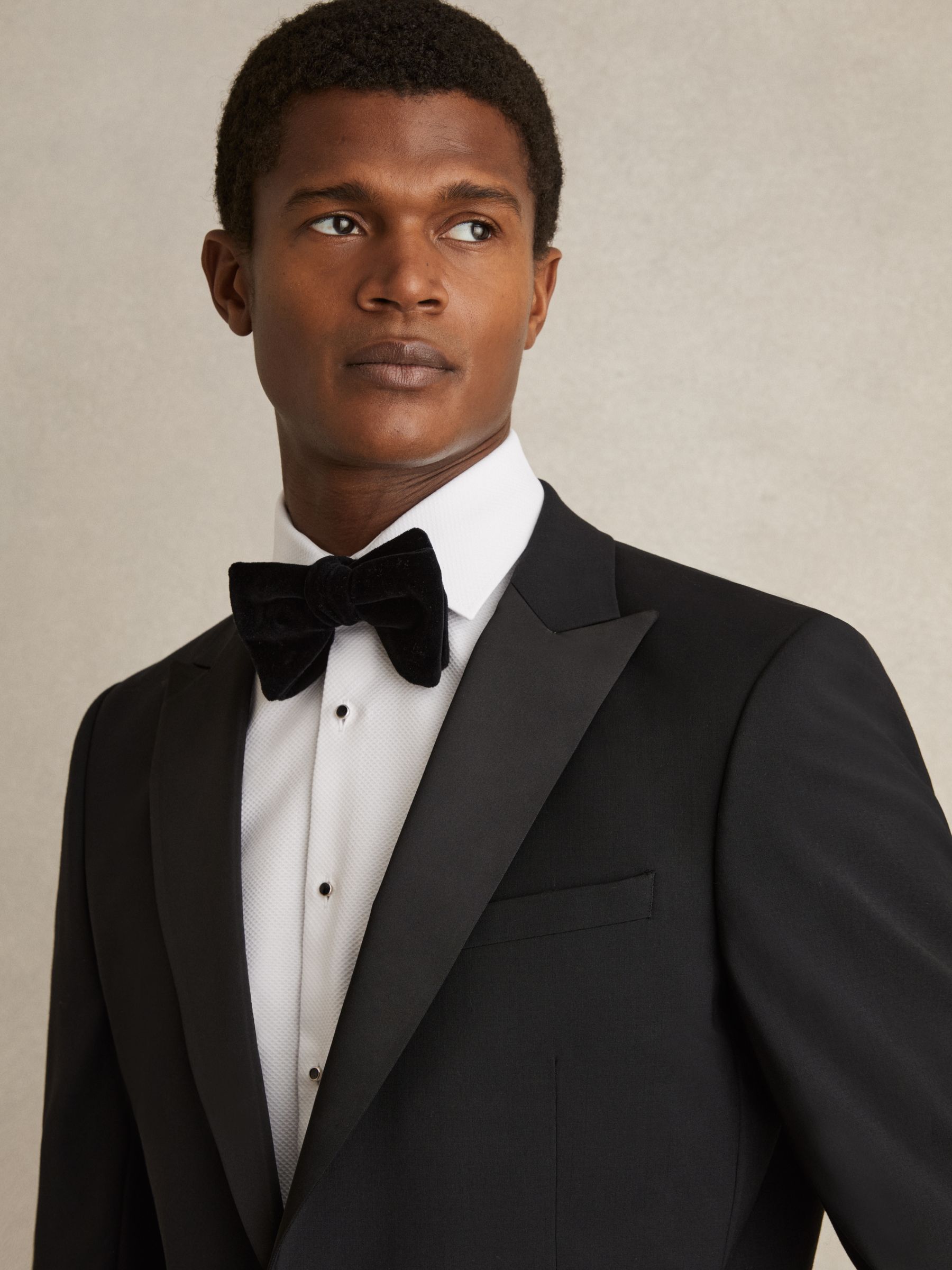 Regular Fit Slim Fit Cotton Marcella Tuxedo Shirt in White - Image 5 of 9