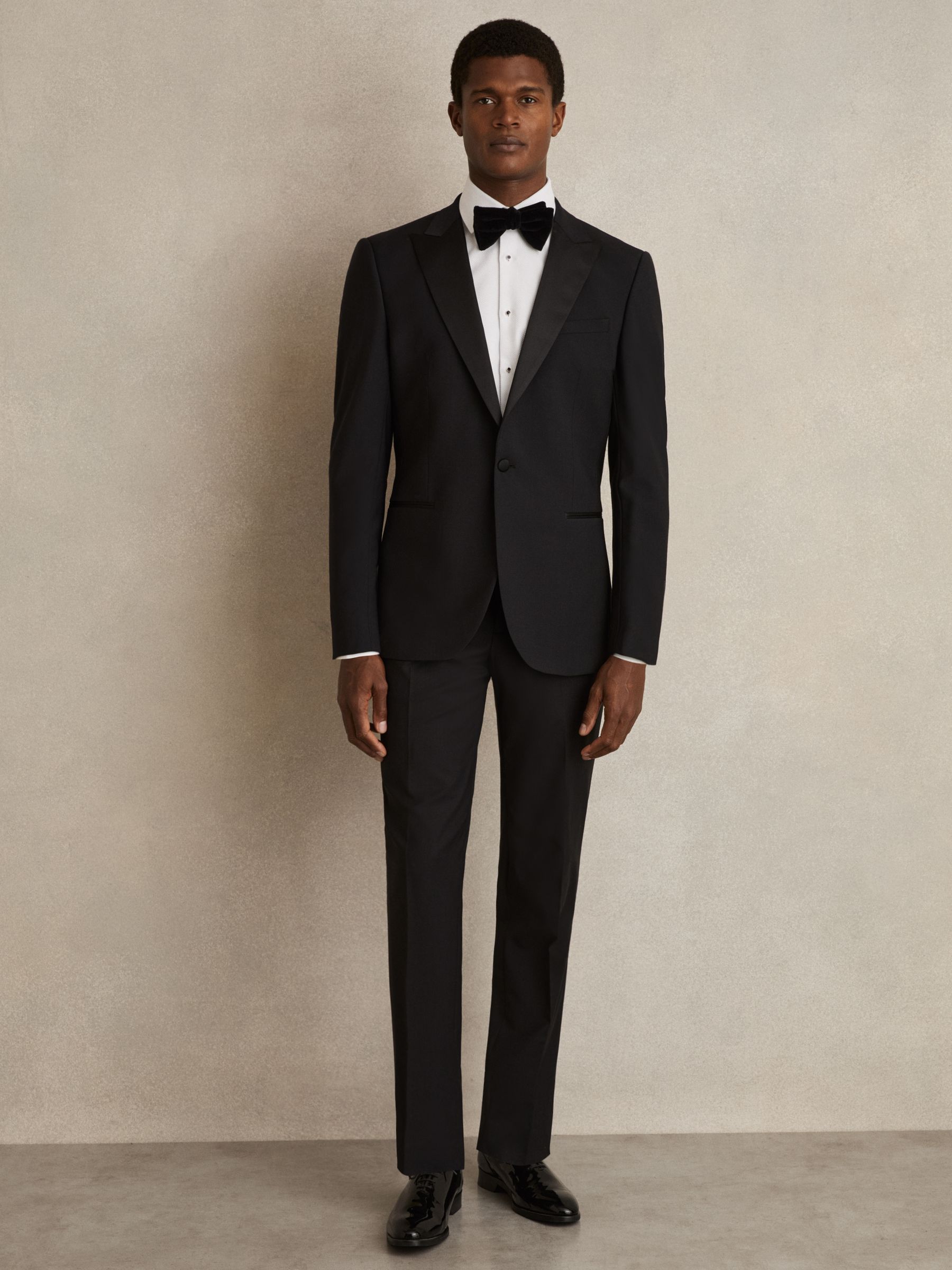 Regular Fit Slim Fit Cotton Marcella Tuxedo Shirt in White - Image 8 of 9