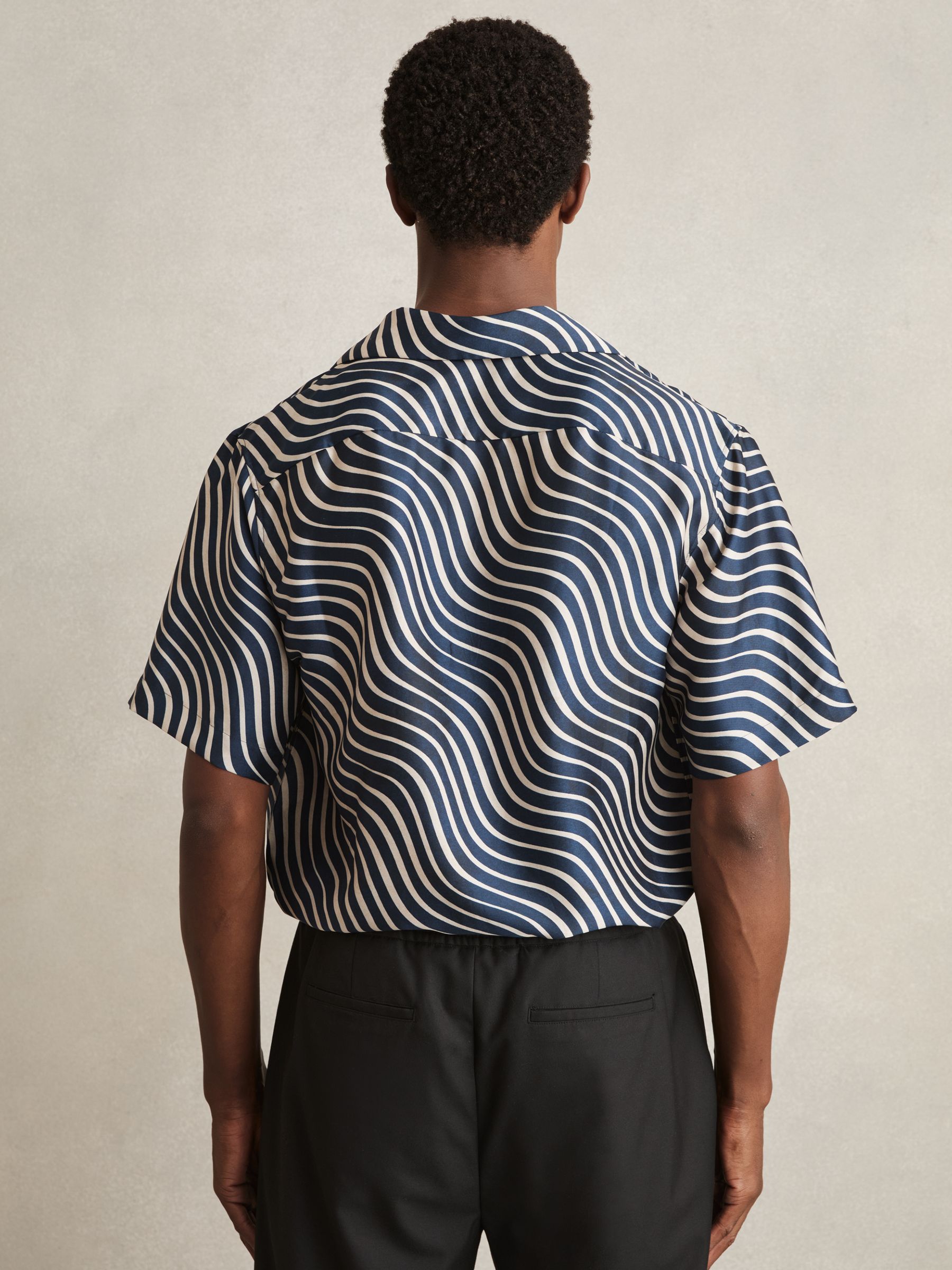 Wave-Print Cuban-Collar Shirt in Navy/ Off White - Image 5 of 6