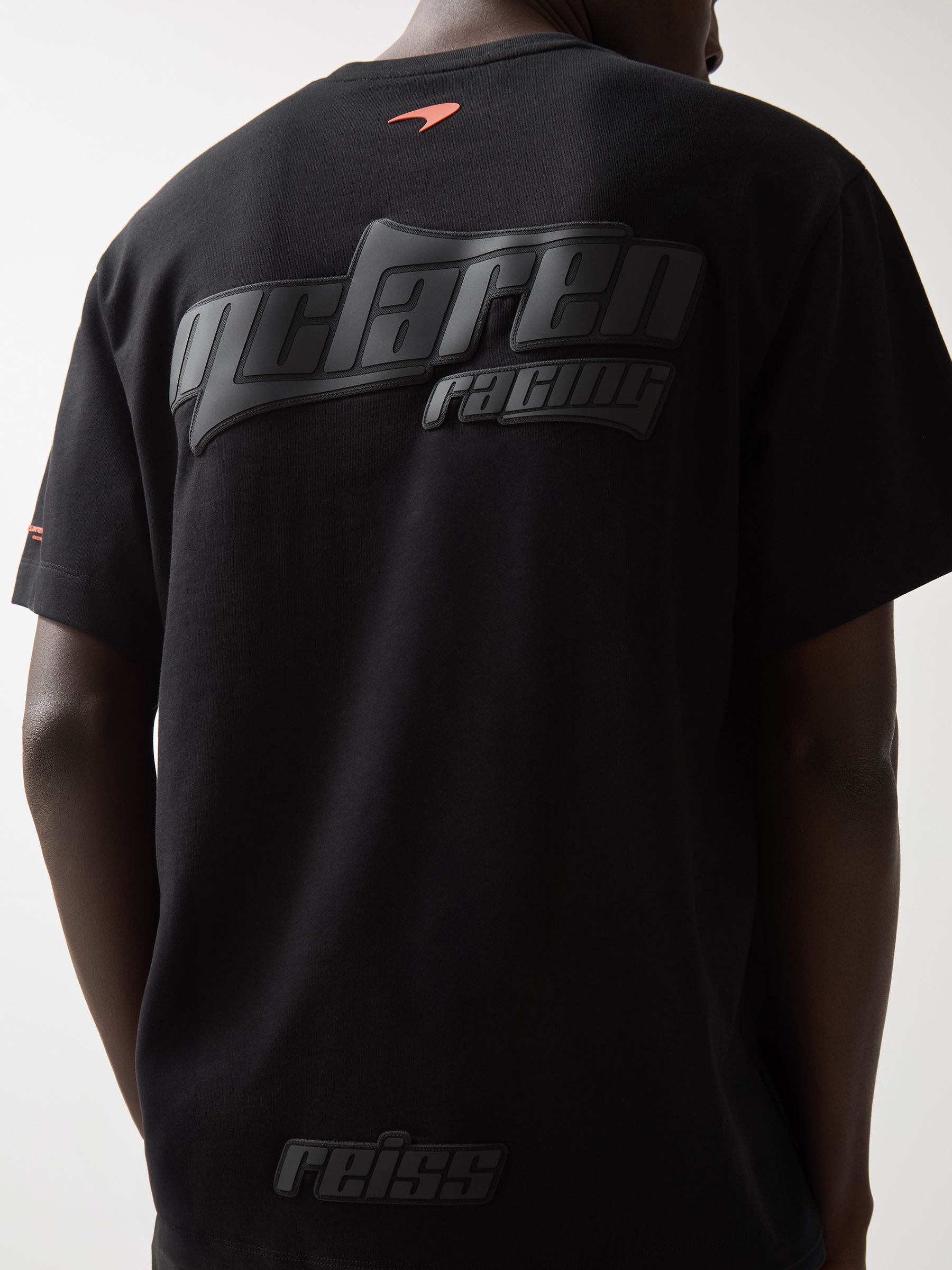 McLaren F1 Team Oversize Logo T-Shirt Unisex Fit in Black - Image 4 of 8