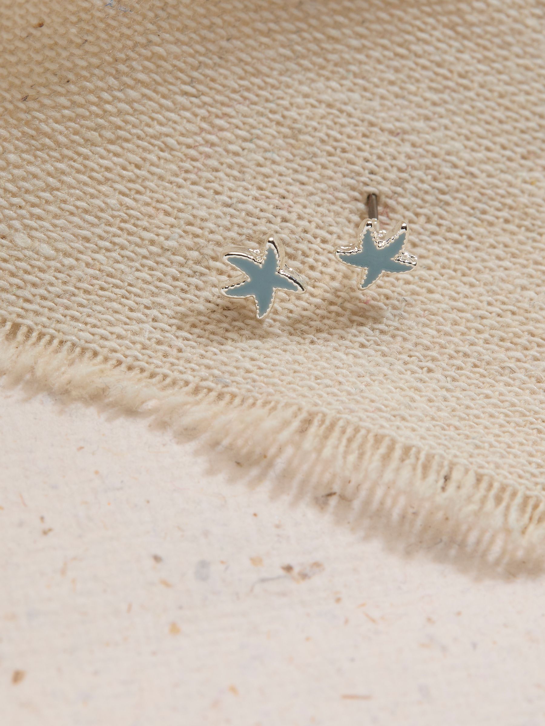 Blue Starfish Stud - Image 2 of 2