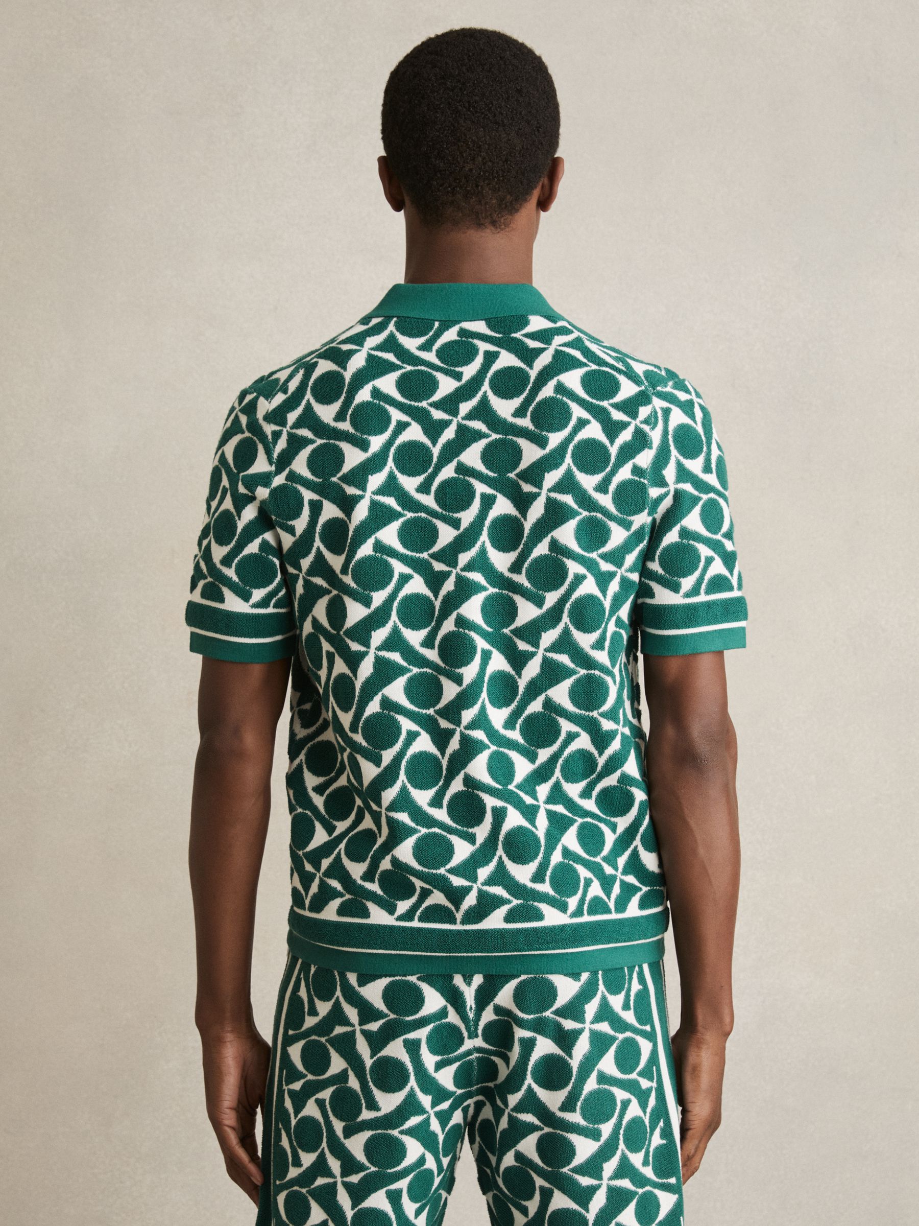 Abstract Pattern Towelling Shirt in Green/White - Image 4 of 5