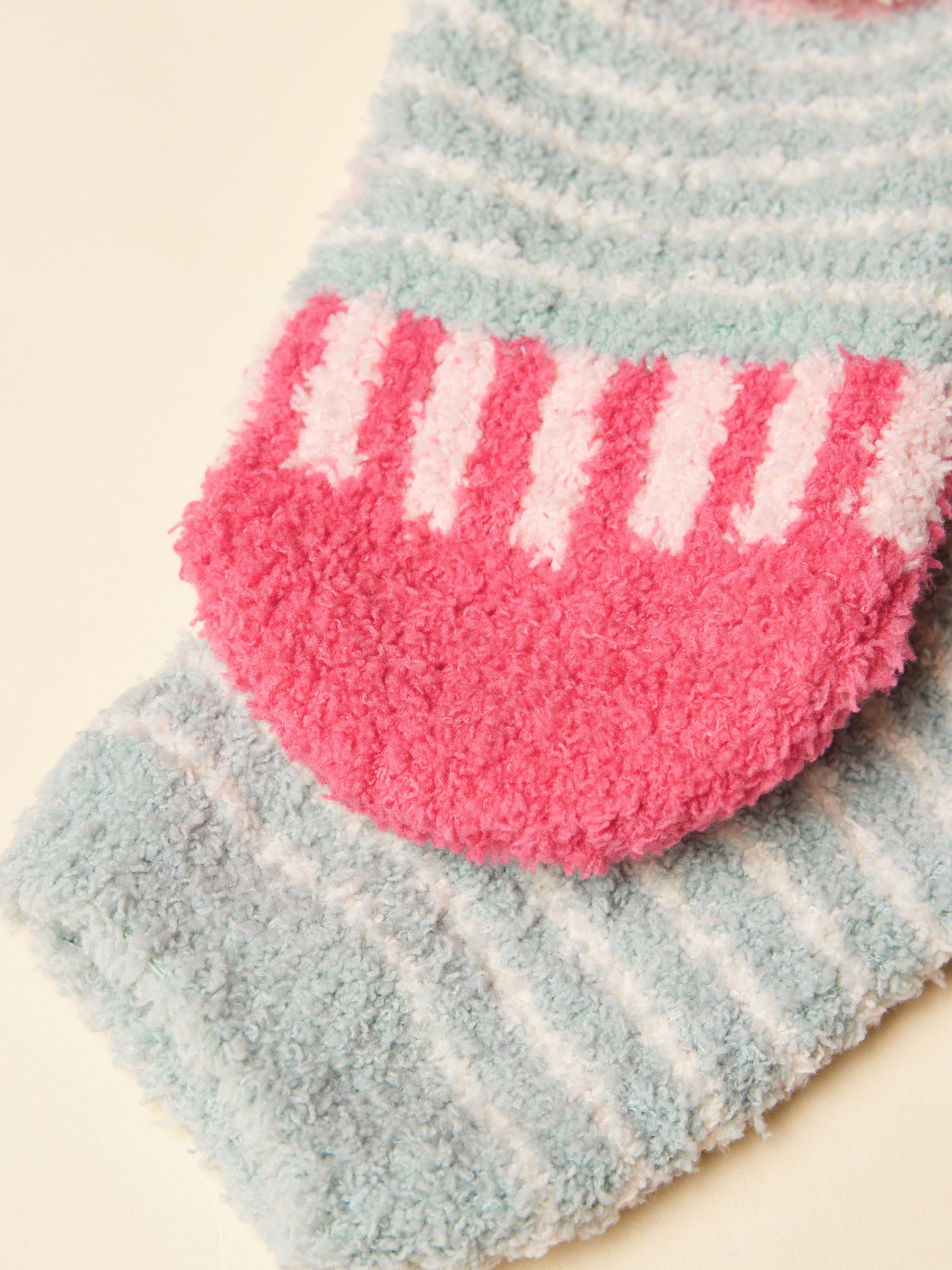 Kids' Fluffy Penguin Pink/Blue Character Socks - Image 3 of 3