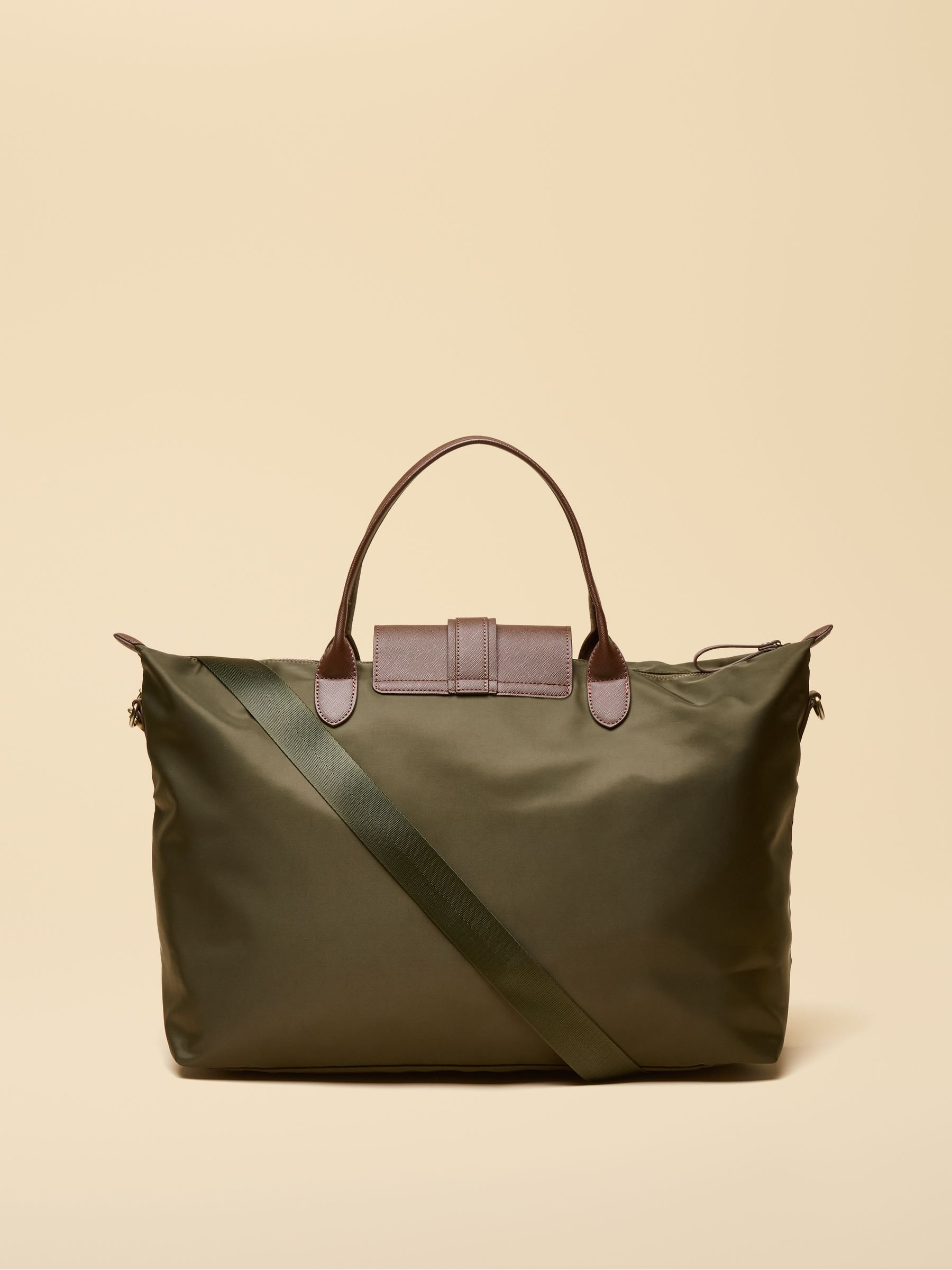 Edie Khaki Green Weekend Bag with Shoulder Strap - Image 6 of 10