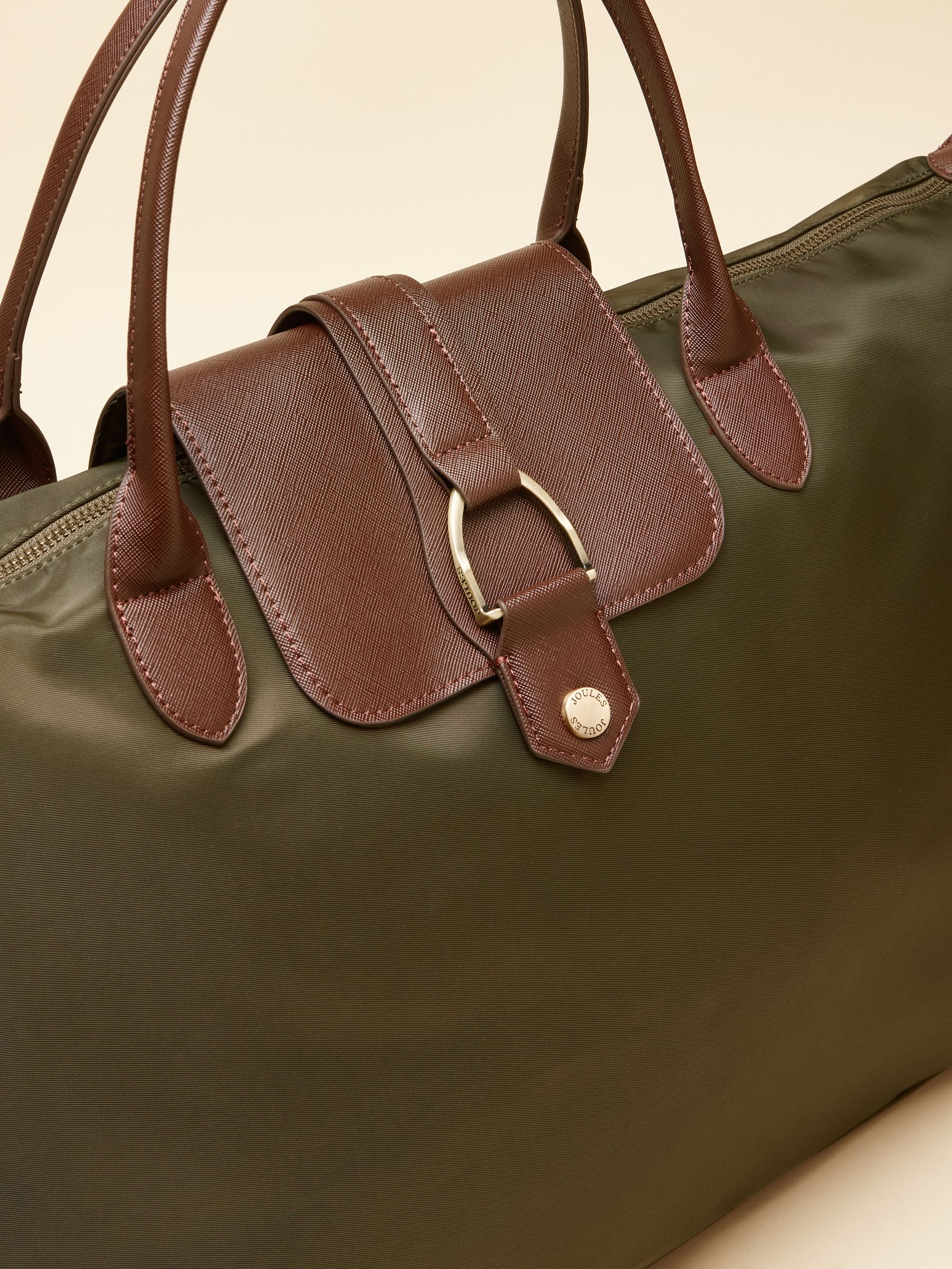 Edie Khaki Green Weekend Bag with Shoulder Strap - Image 9 of 10