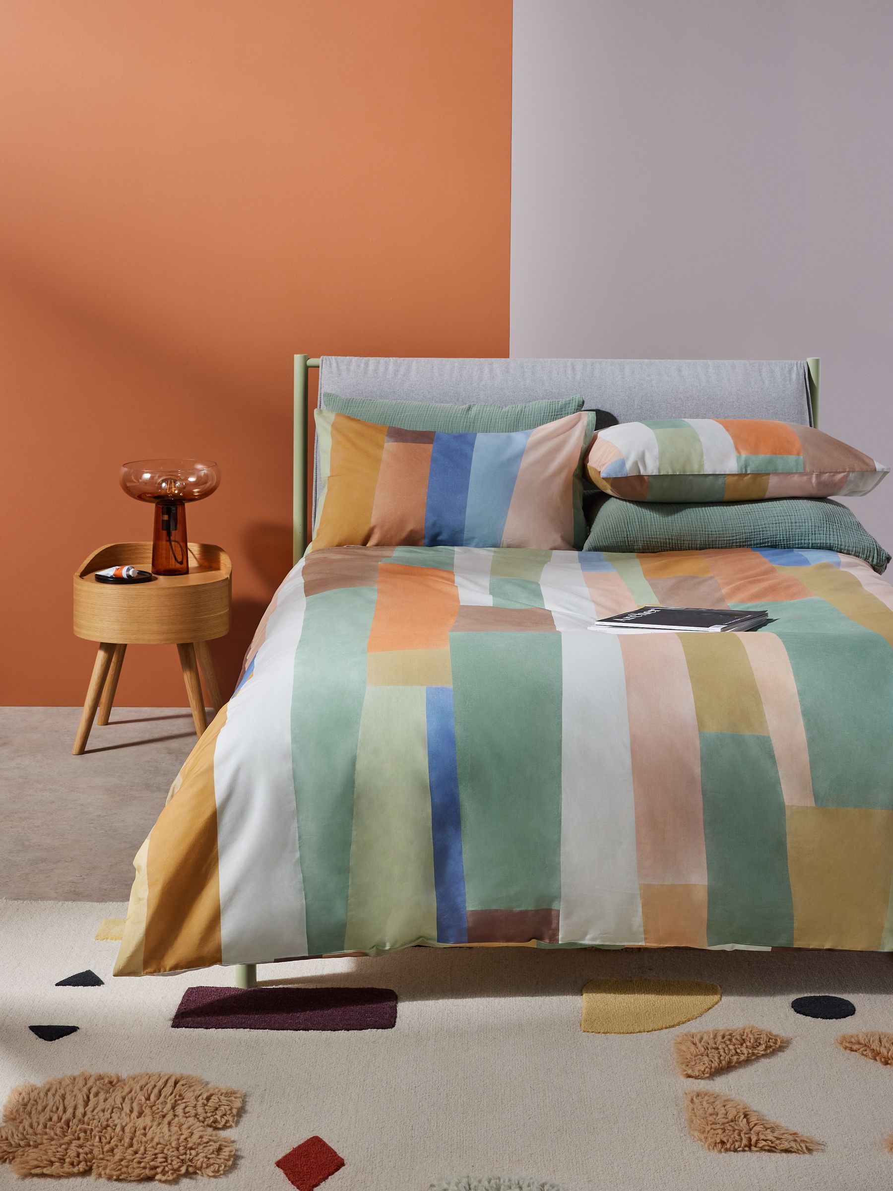 Alonzo 180 Thread Count Duvet Cover and Pillowcase Set in Multi - Image 1 of 4