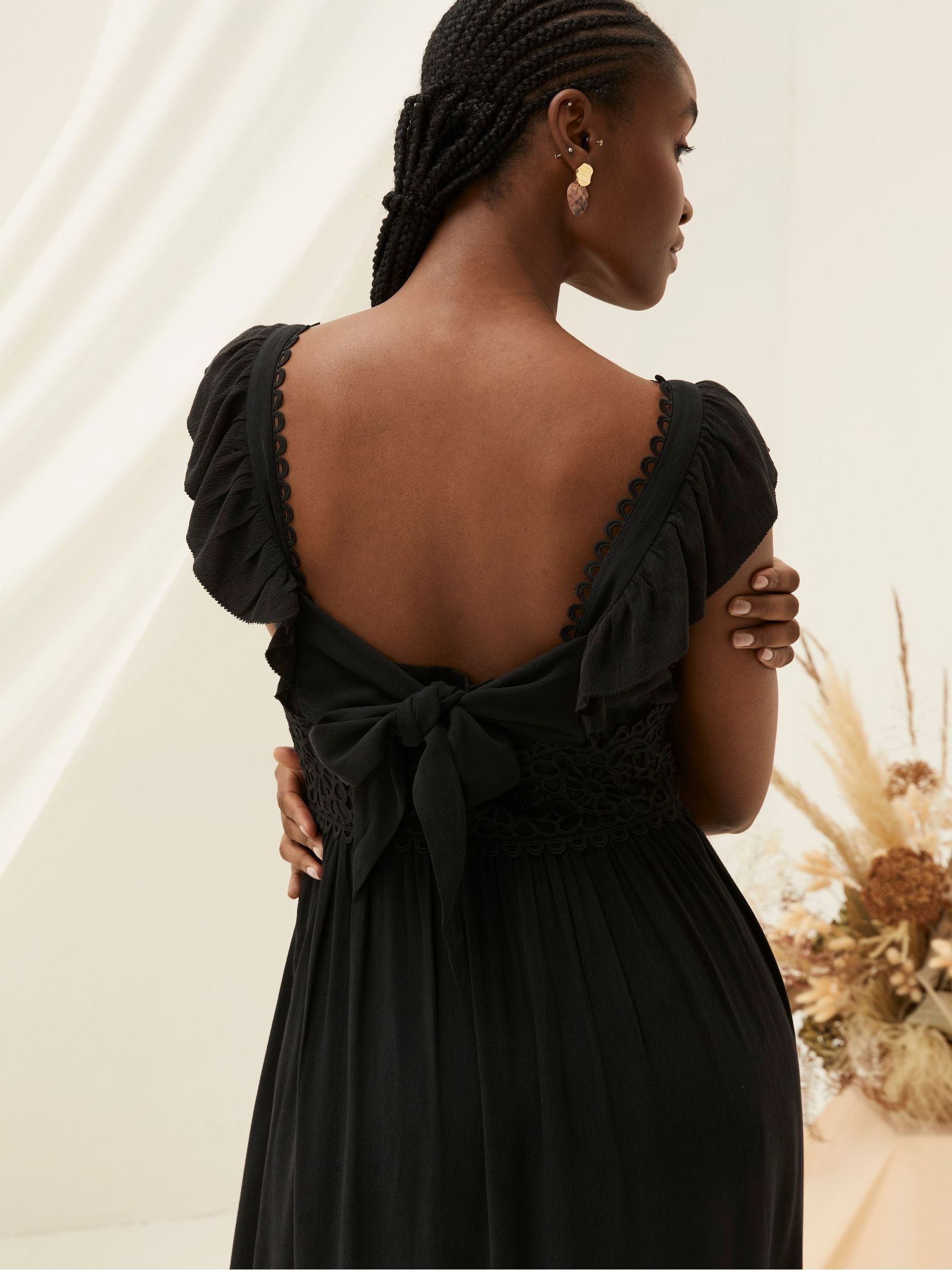Hibiscus Black Lace Midi Dress - Image 5 of 6