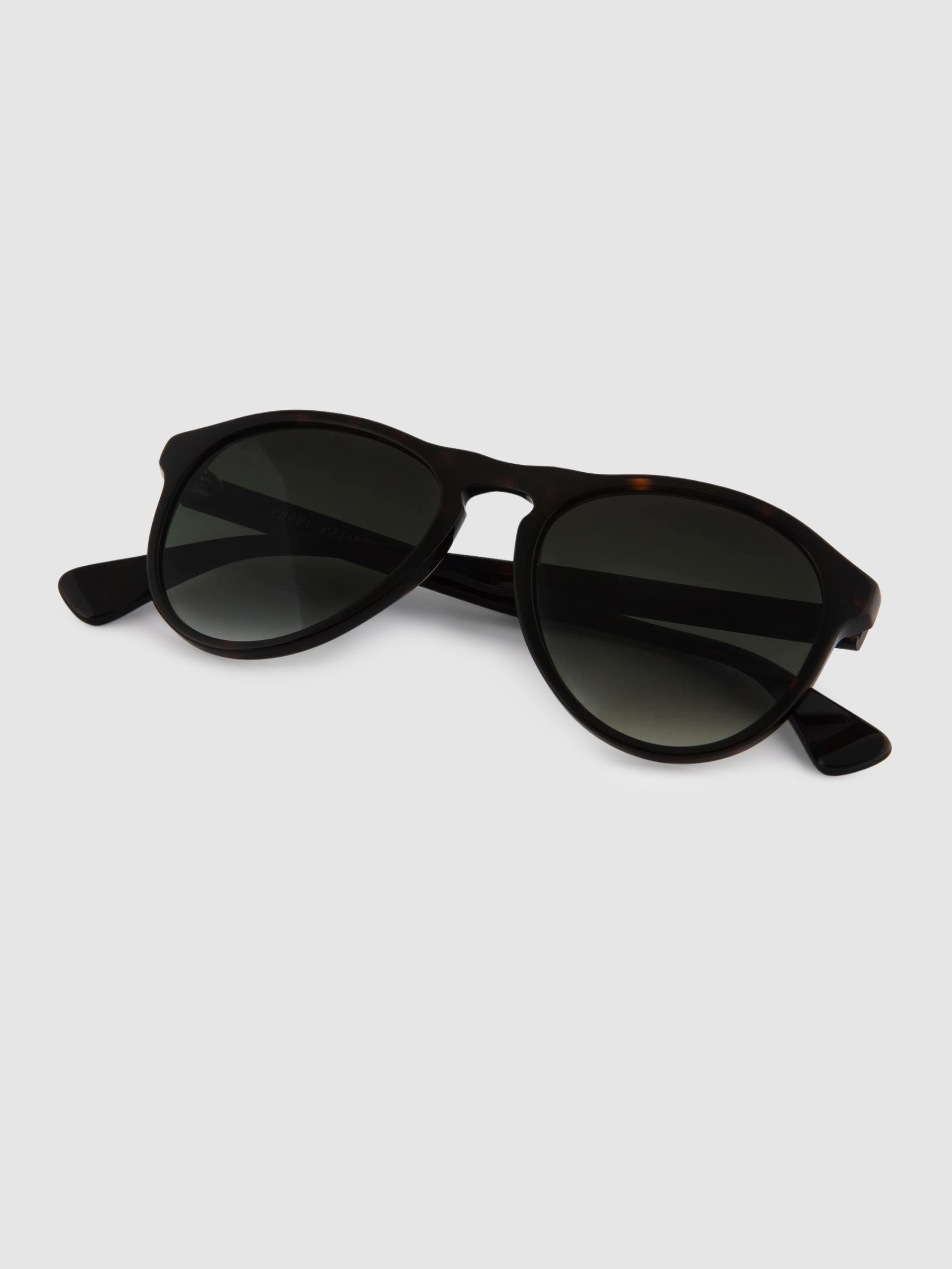 Curry and Paxton D-Shape Sunglasses in Tortoise - Image 4 of 4