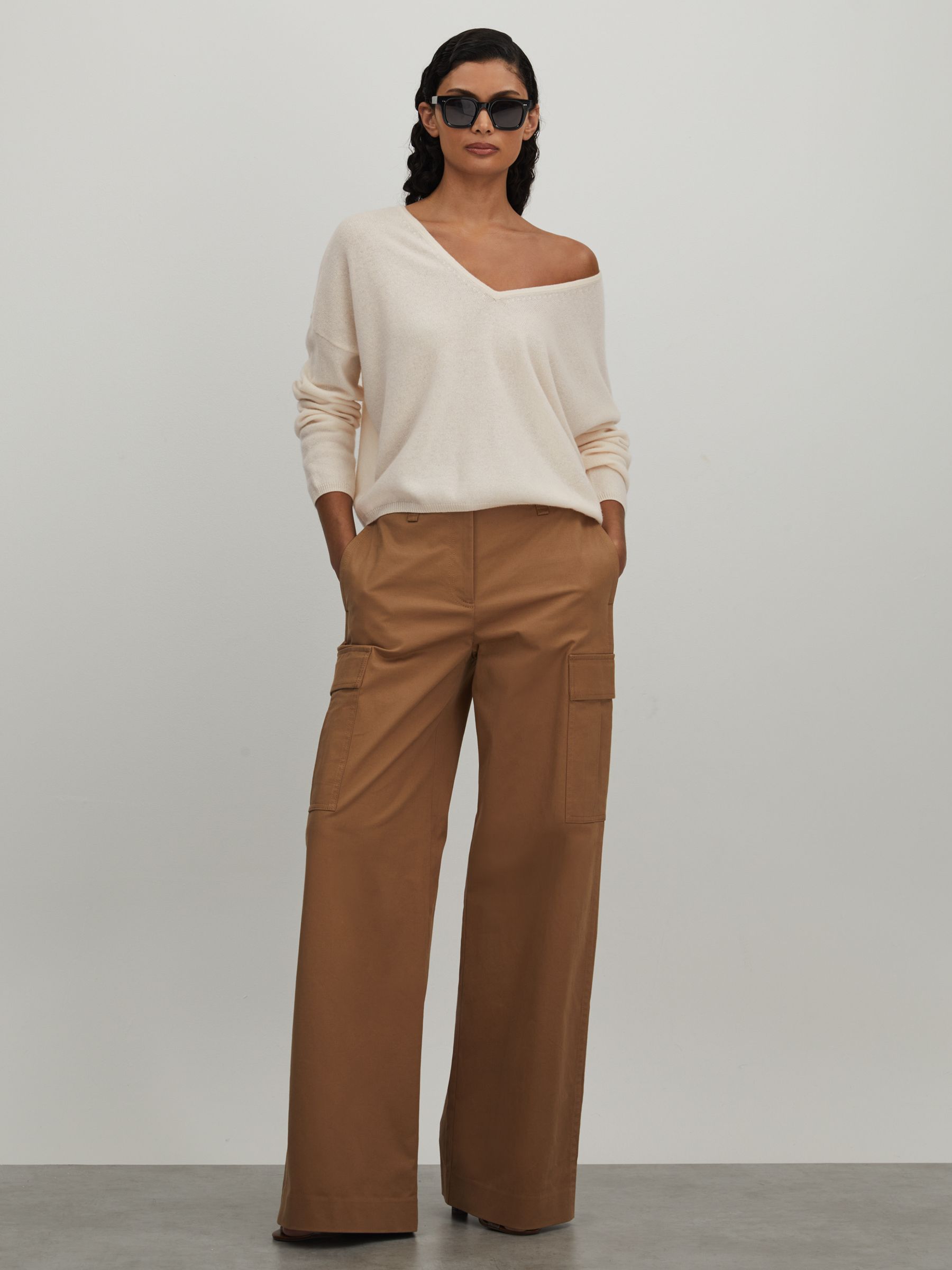 CRUSH Collection Cashmere Cropped Reversible Jumper in Milk - Image 3 of 6