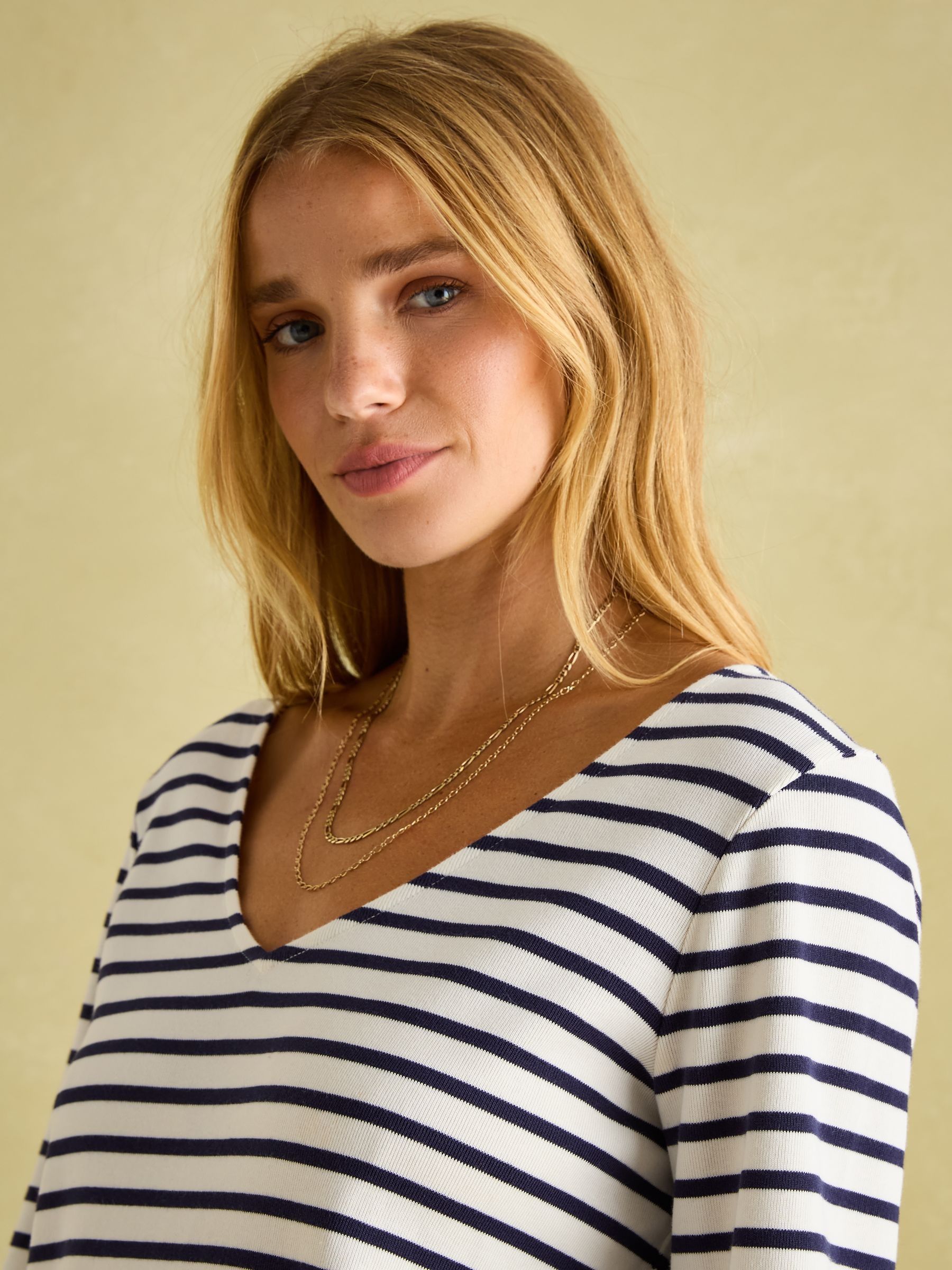Harbour Cream/Navy V-Neck Jersey Top - Image 4 of 6