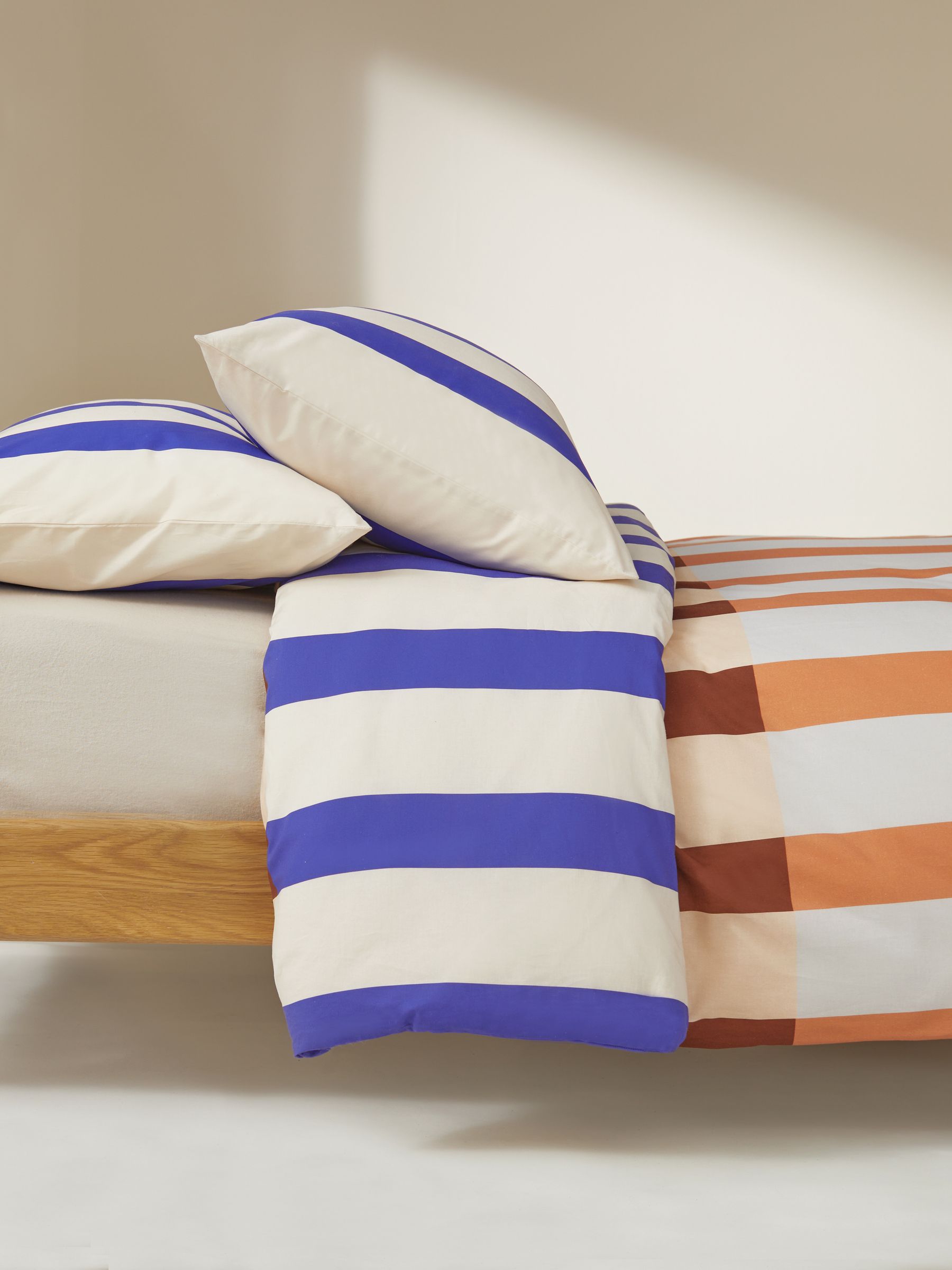 Terri 180 Thread Count Duvet Cover and Pillowcase Set in Multi - Image 2 of 4