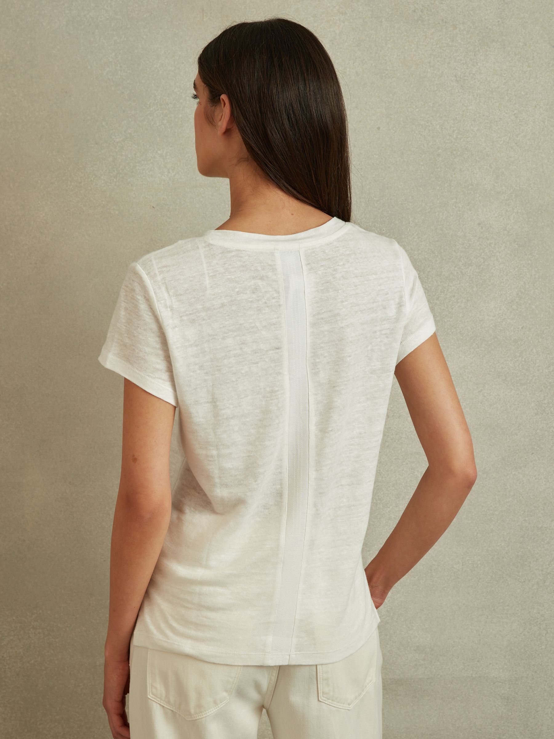 Marled Linen V Neck T-Shirt in White - Image 4 of 6