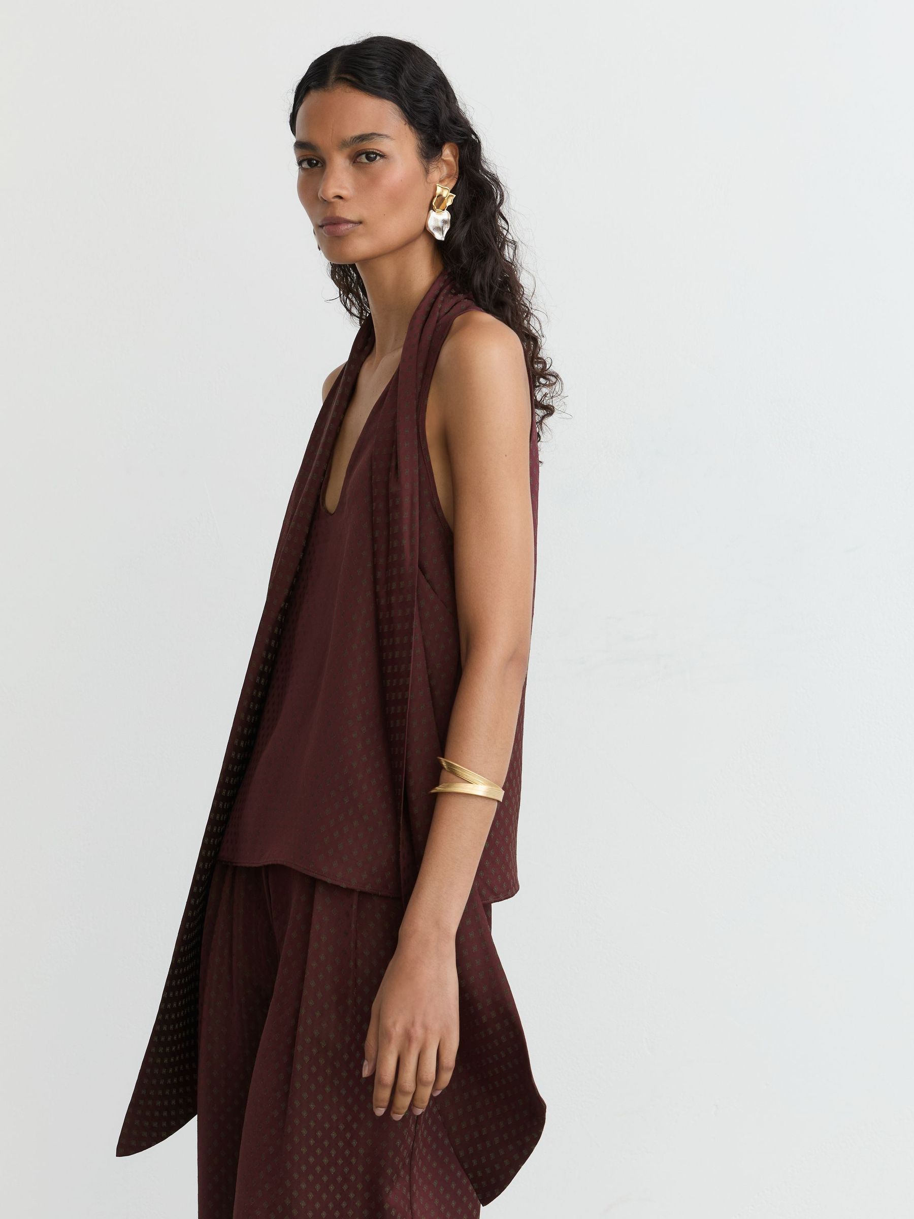 Jacquard Tie-Neck Sleeveless Top in Burgundy - Image 6 of 8