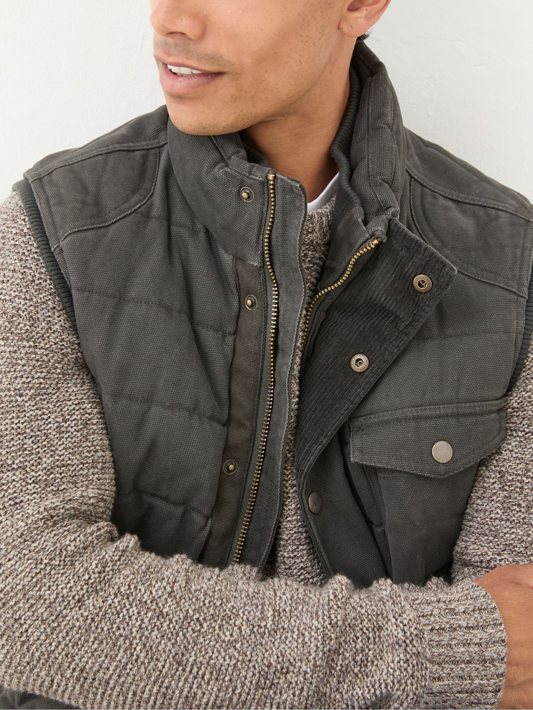 Wardley Brown Canvas Gilet - Image 5 of 6