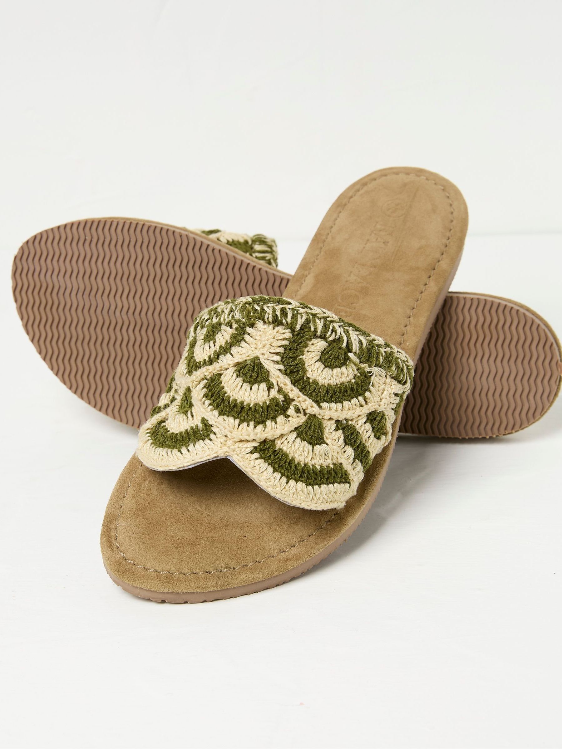 Maira Green Scallop Sliders - Image 2 of 3
