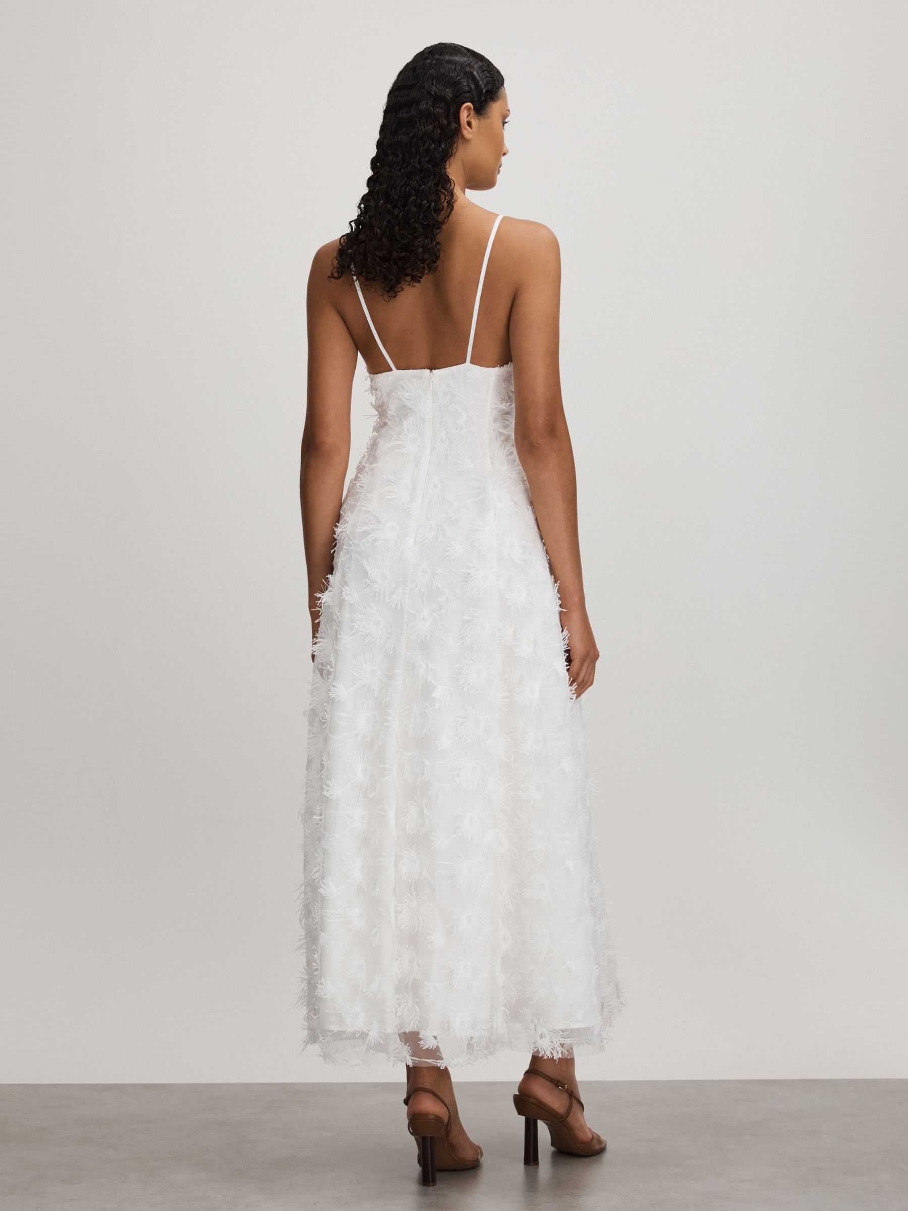 Stella White Anna Quan Applique Drop Waist Maxi Dress - Image 4 of 5