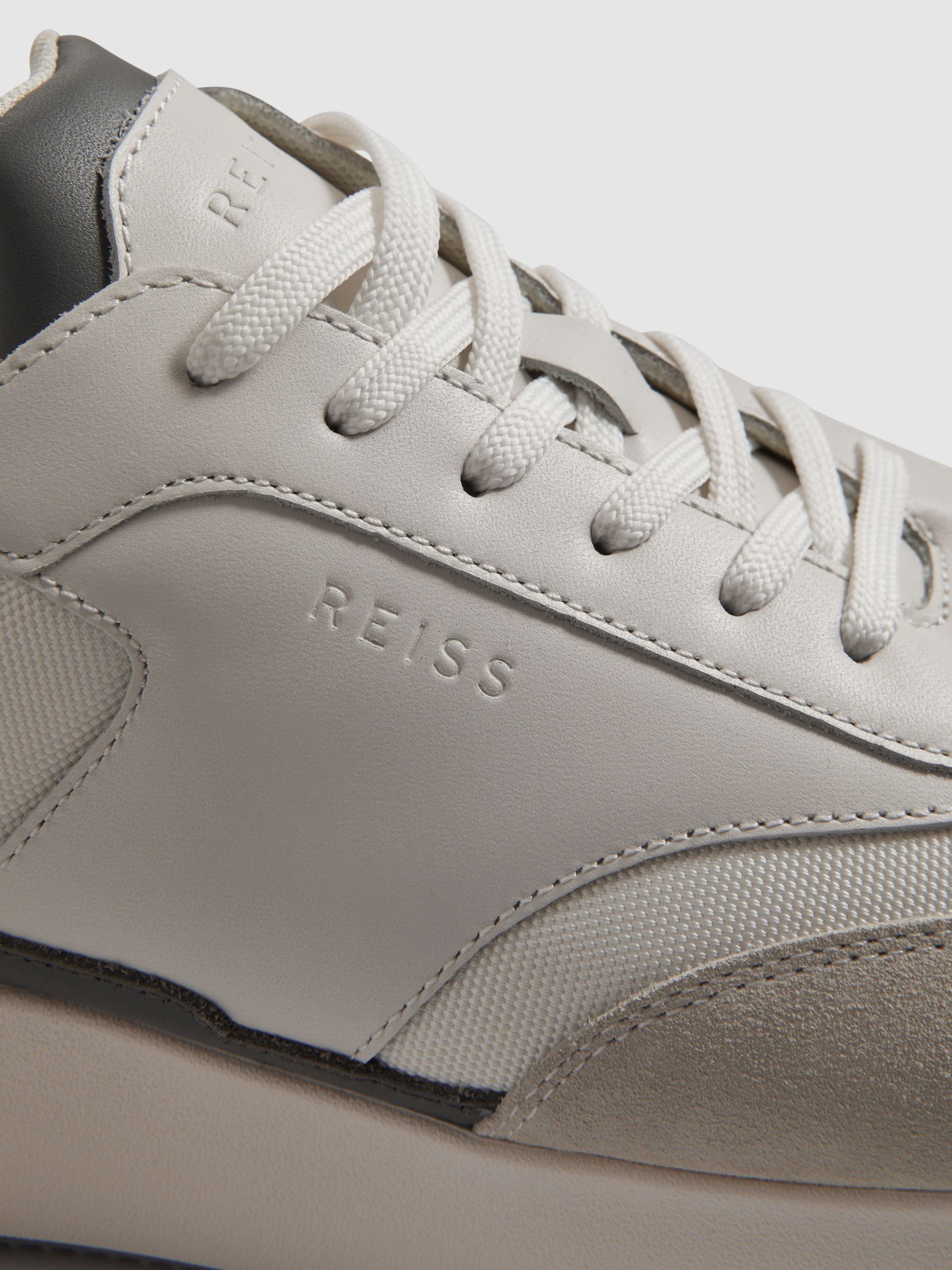Leather Suede Running Trainers in Off White - Image 4 of 4