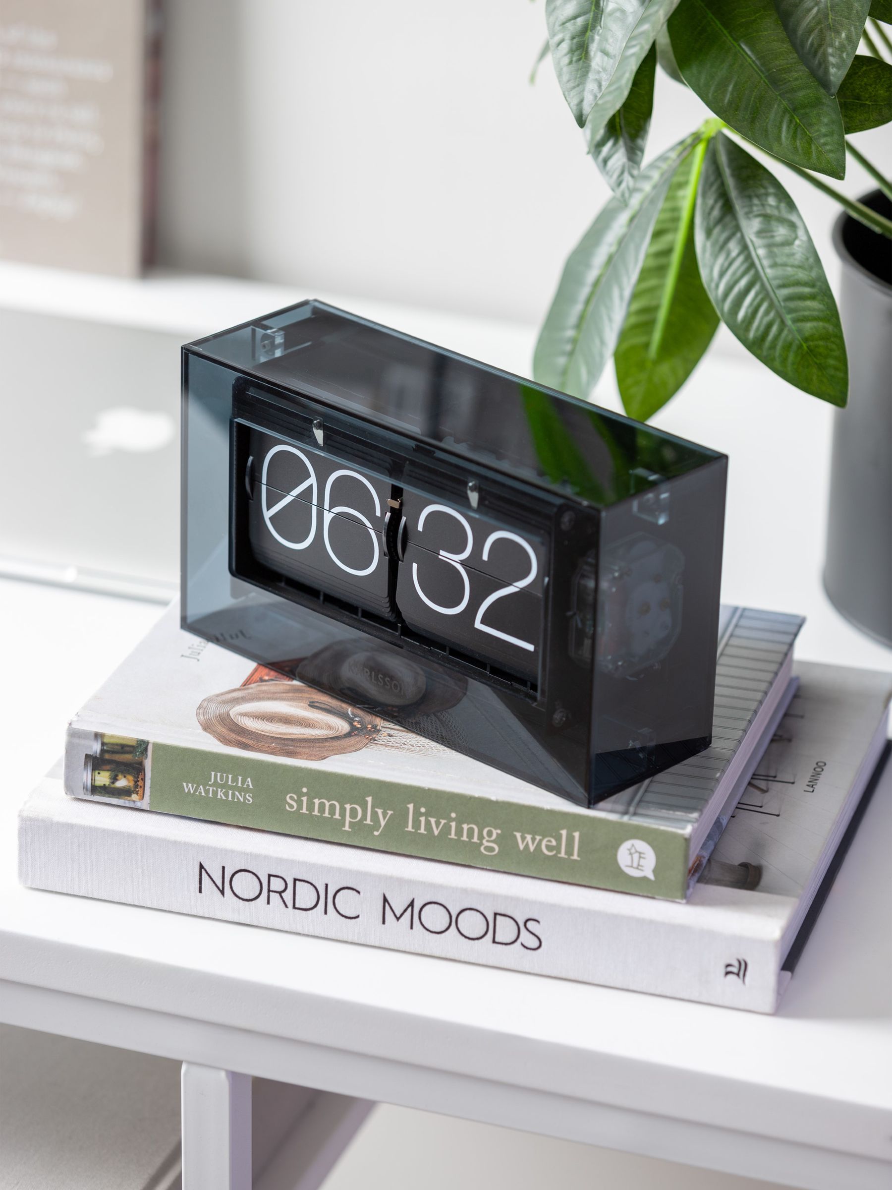 Karlsson Black Boxed Flip Table Clock - Image 4 of 4