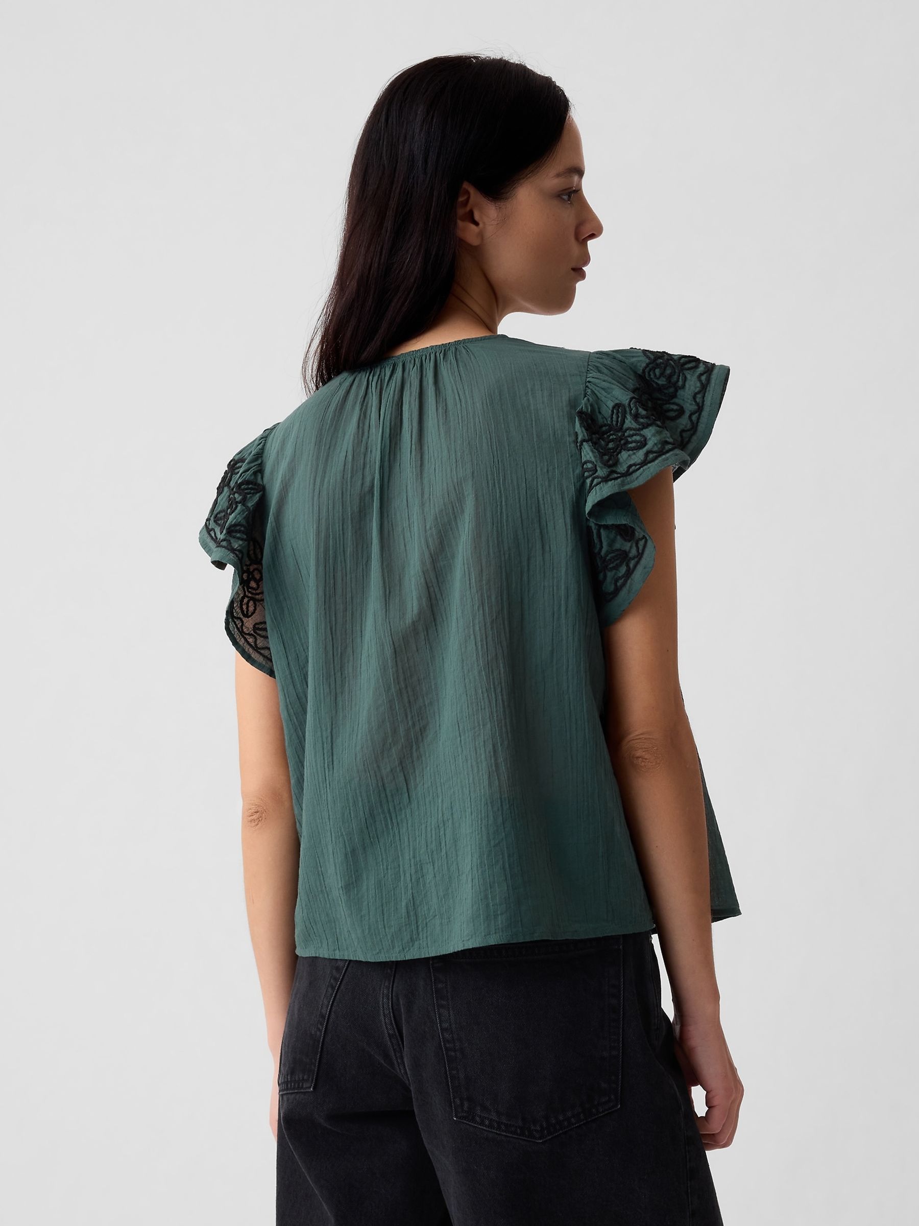 Green Crinkle Gauze Embroidered Cropped Shirt - Image 2 of 5