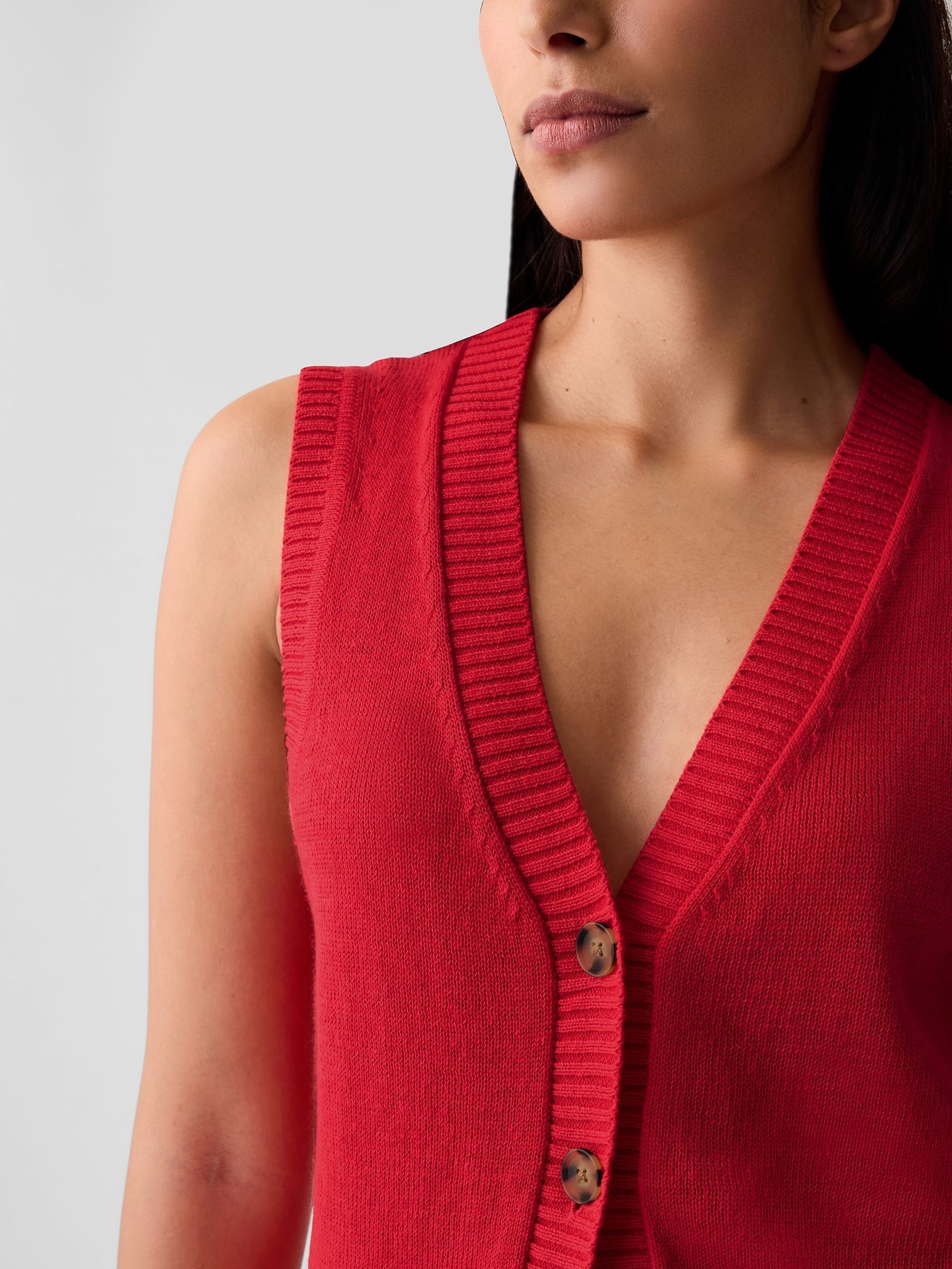 Red Linen Blend Soft Knitted Waistcoat - Image 4 of 5
