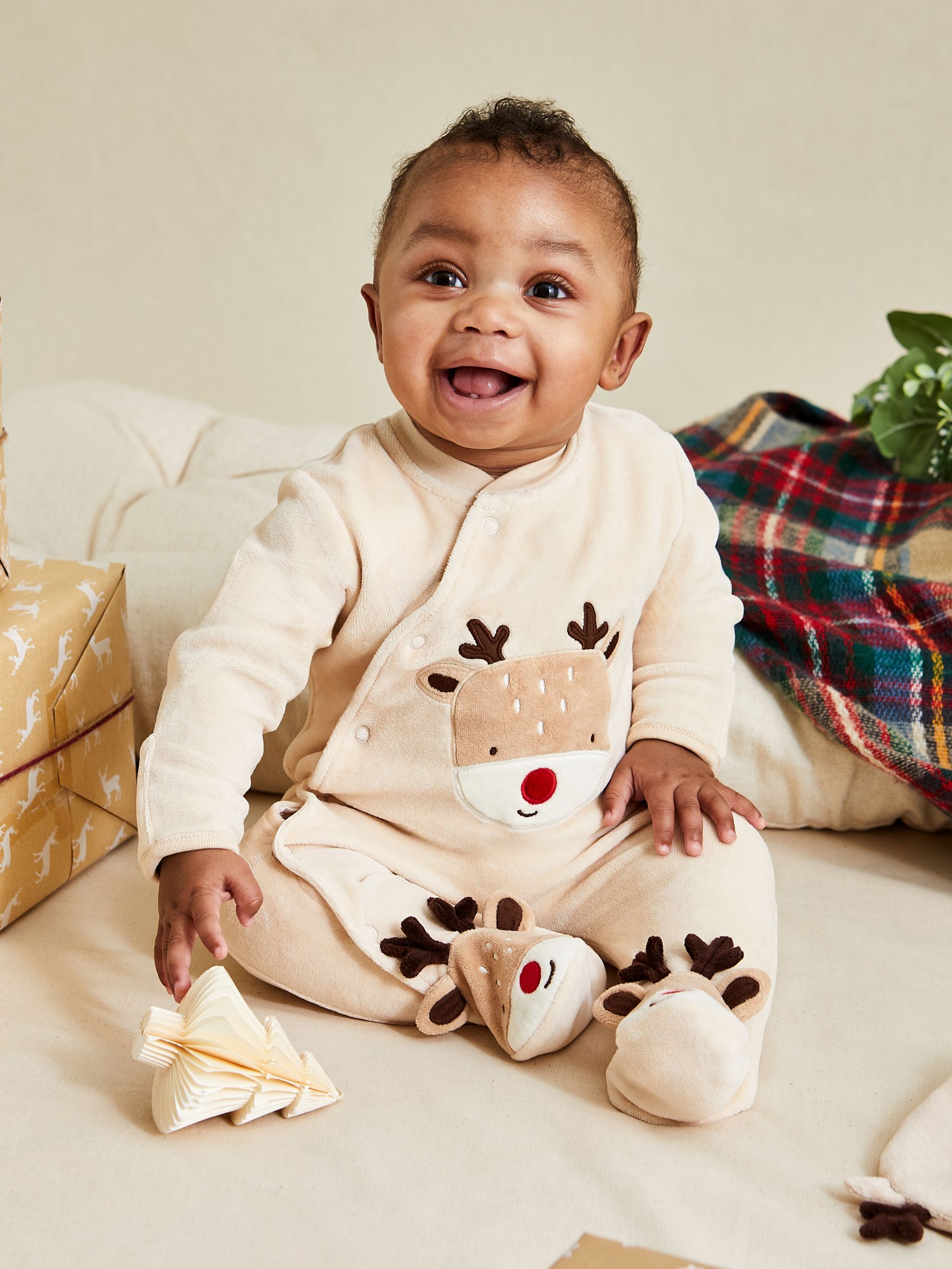 Brown Baby Reindeer Novelty Hat - Image 3 of 8