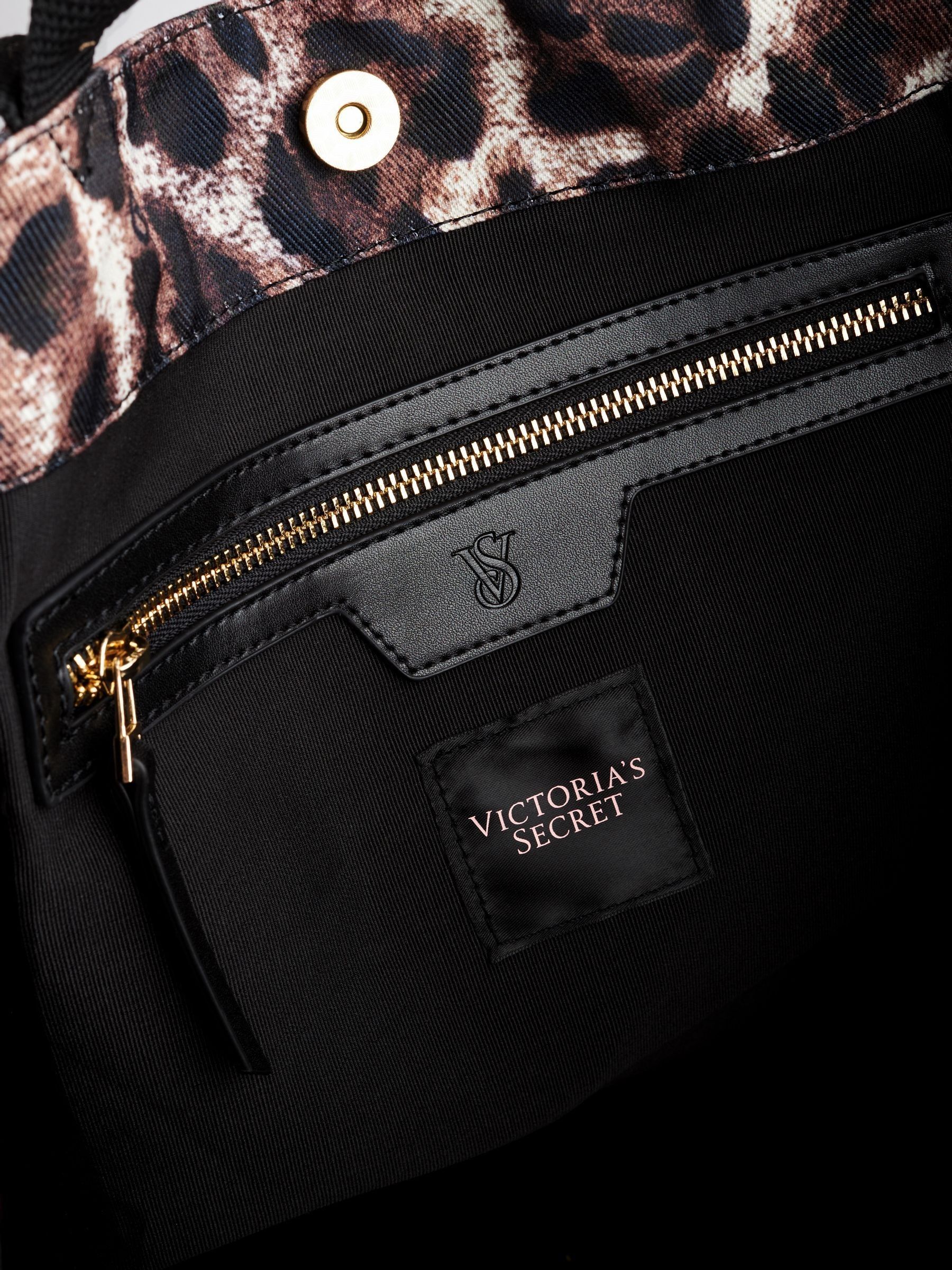 Brown Logo Leopard Tote Bag | Victoria