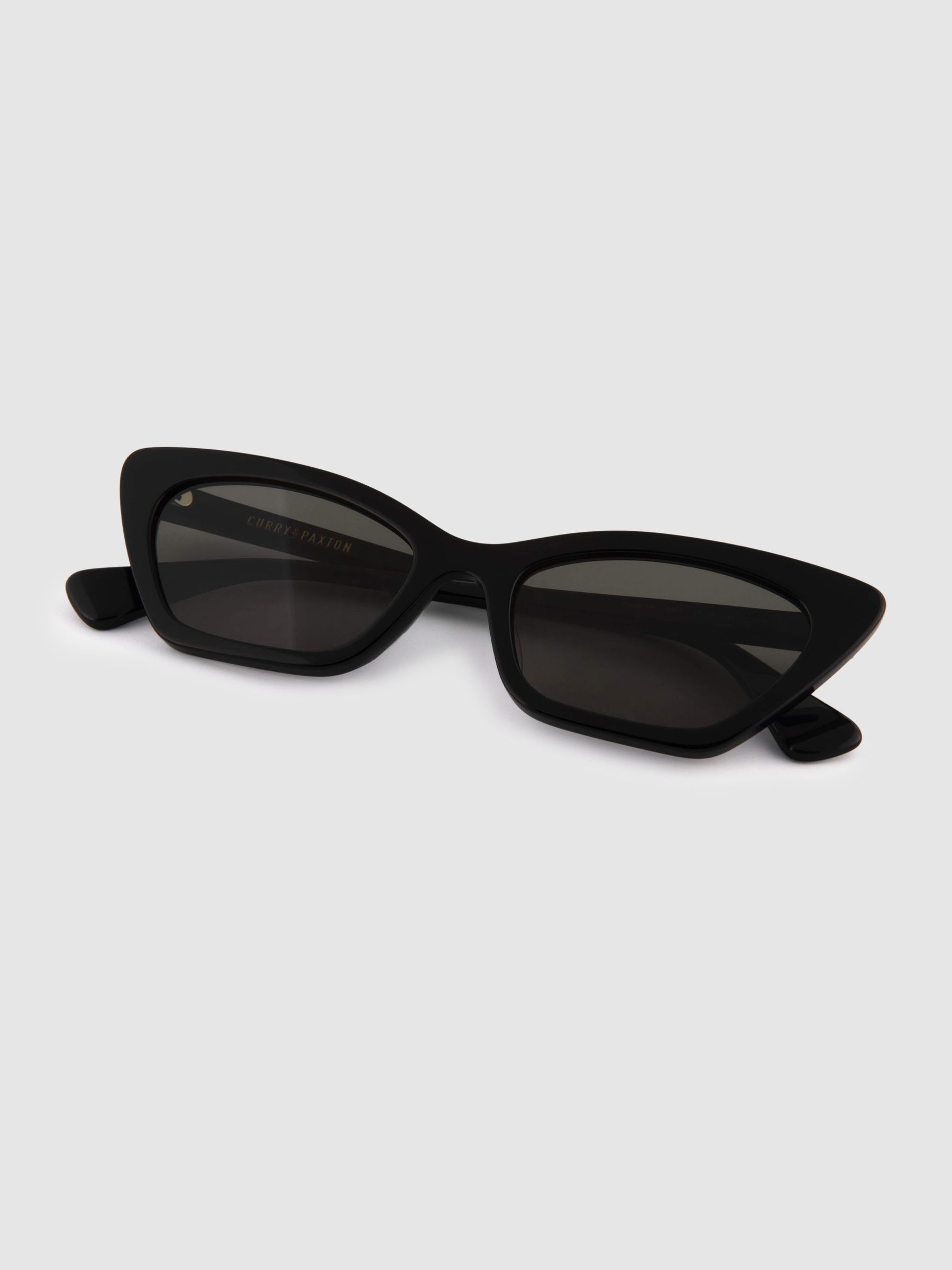 Curry and Paxton Cat Eye Sunglasses in Black - Image 4 of 4